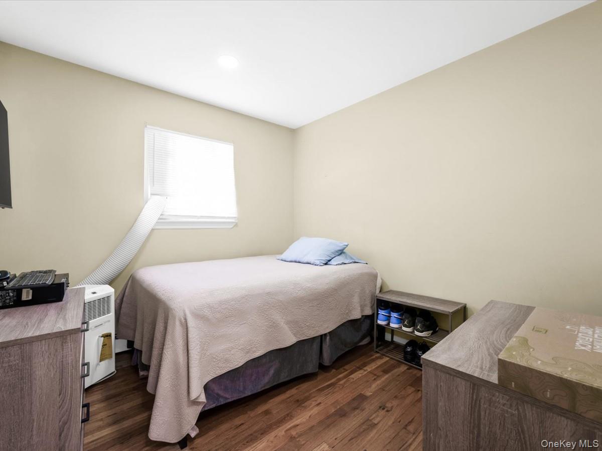 26 Amityville Streets – For Sale photo 14