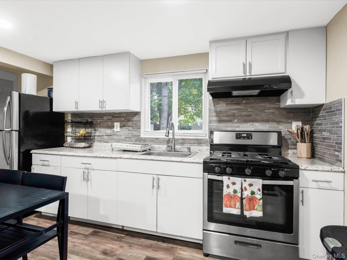 26 Amityville Streets – For Sale photo 18