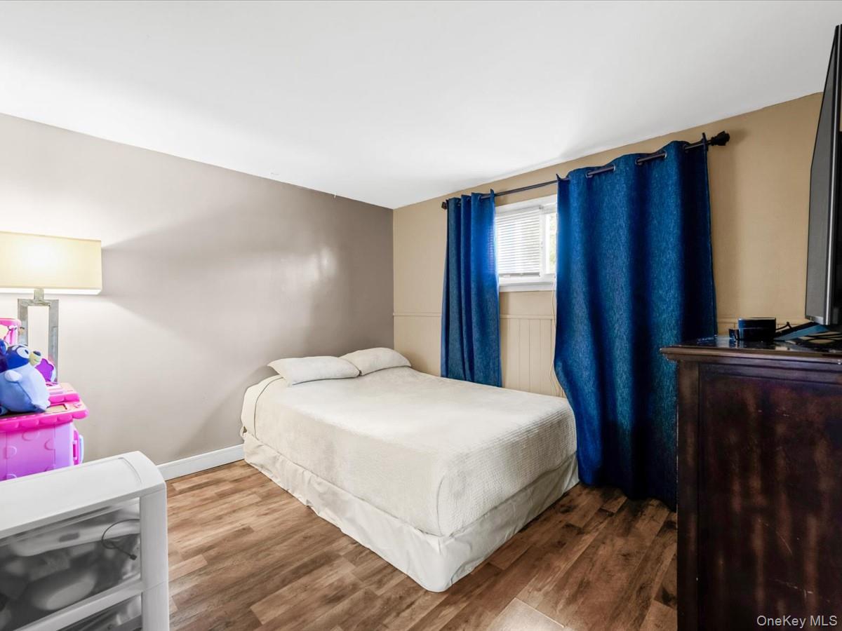 26 Amityville Streets – For Sale photo 19
