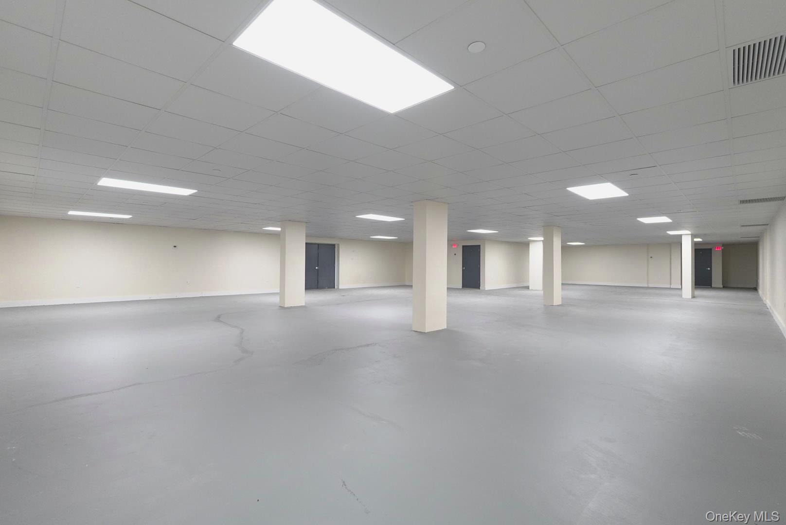 169-13 90th ave st – For Rent photo 4