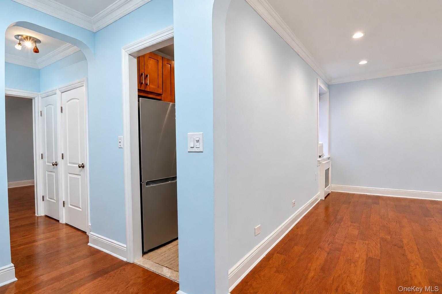 21 Barstow Road, Unit 1L photo 3