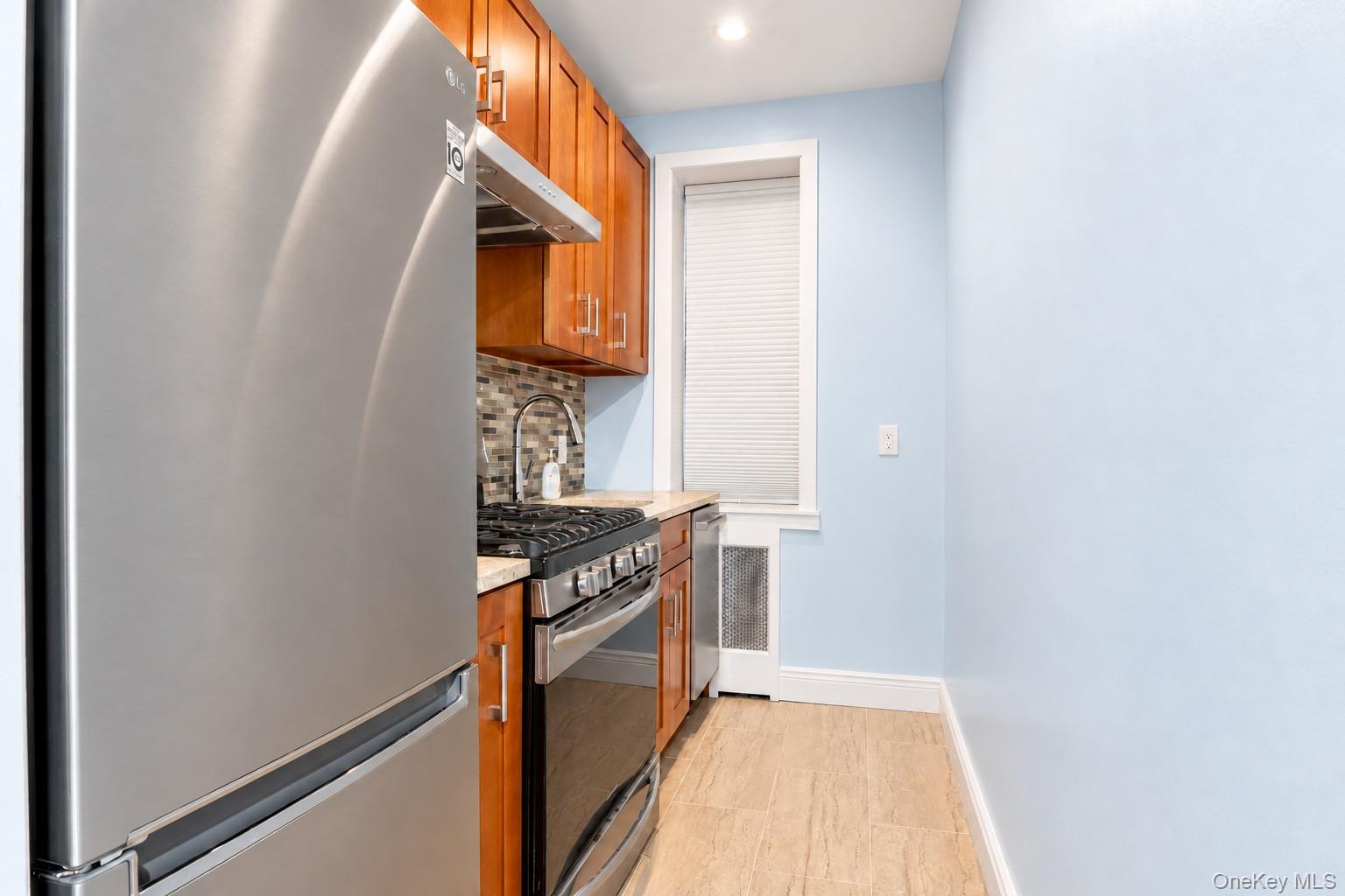 21 Barstow Road, Unit 1L photo 13