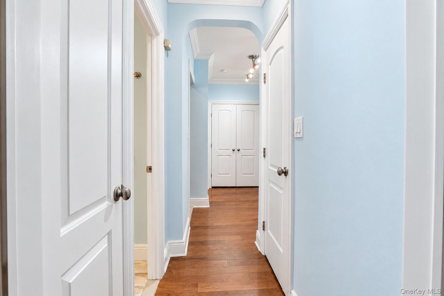 21 Barstow Road, Unit 1L photo 14