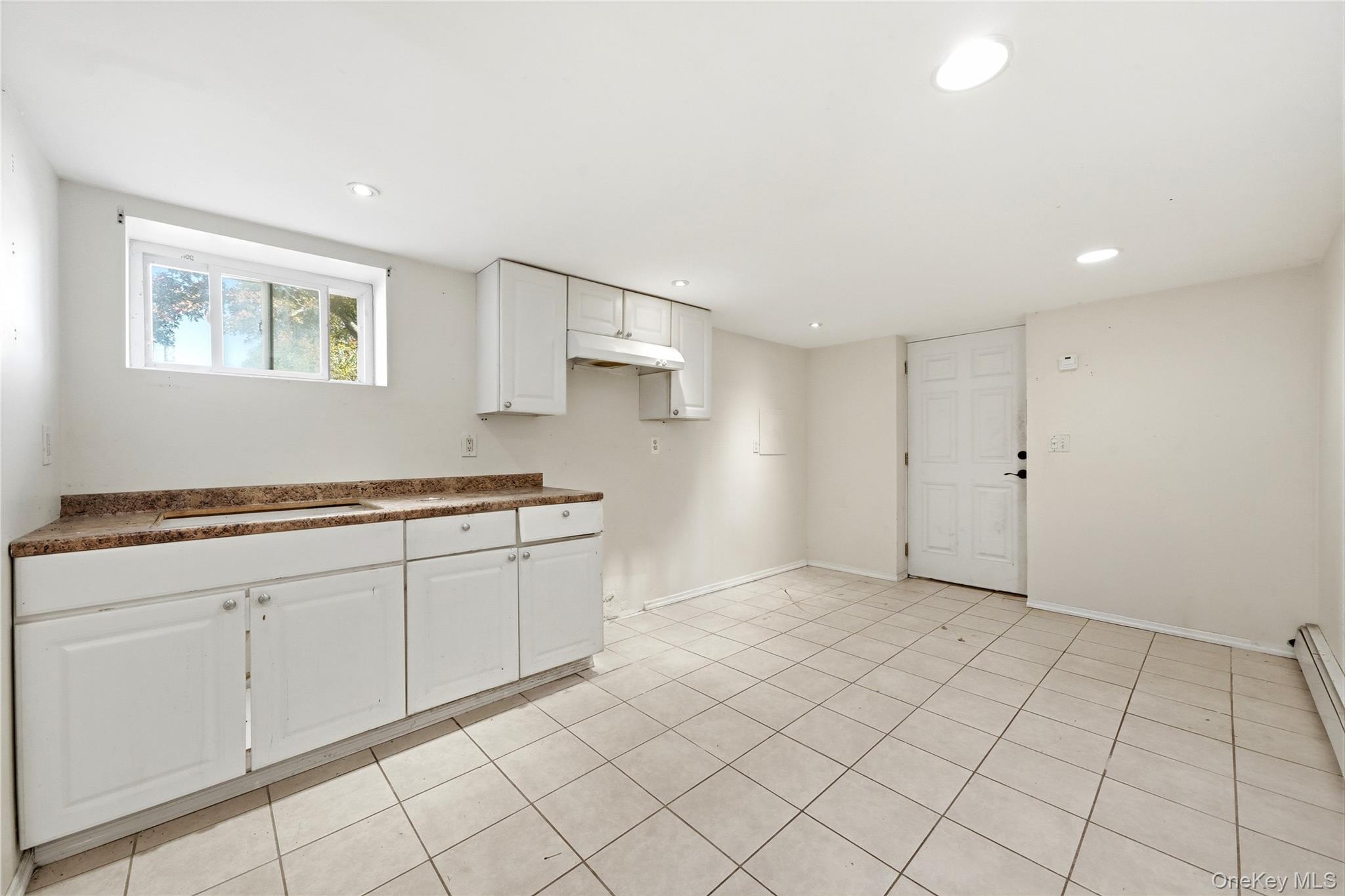 10 Francisco Avenue – For Sale photo 33