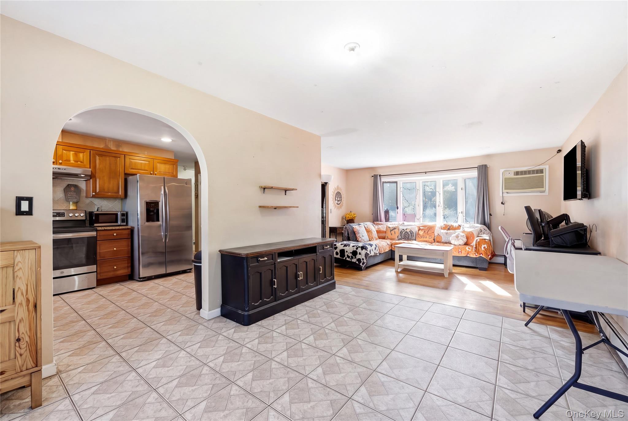 10 Francisco Avenue – For Sale photo 11