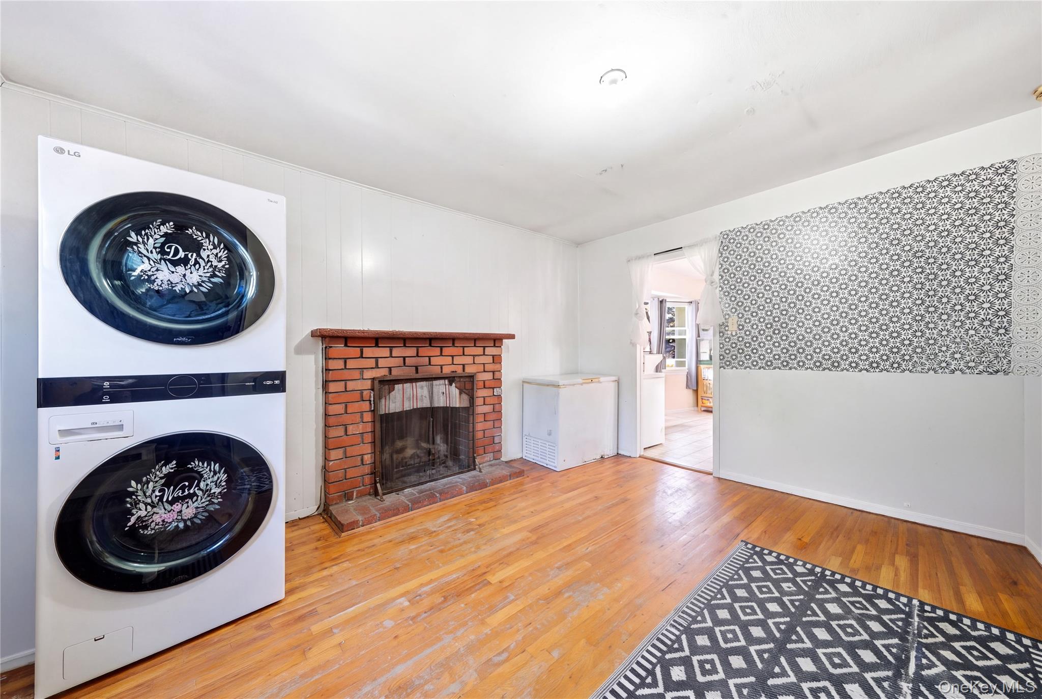 10 Francisco Avenue – For Sale photo 17
