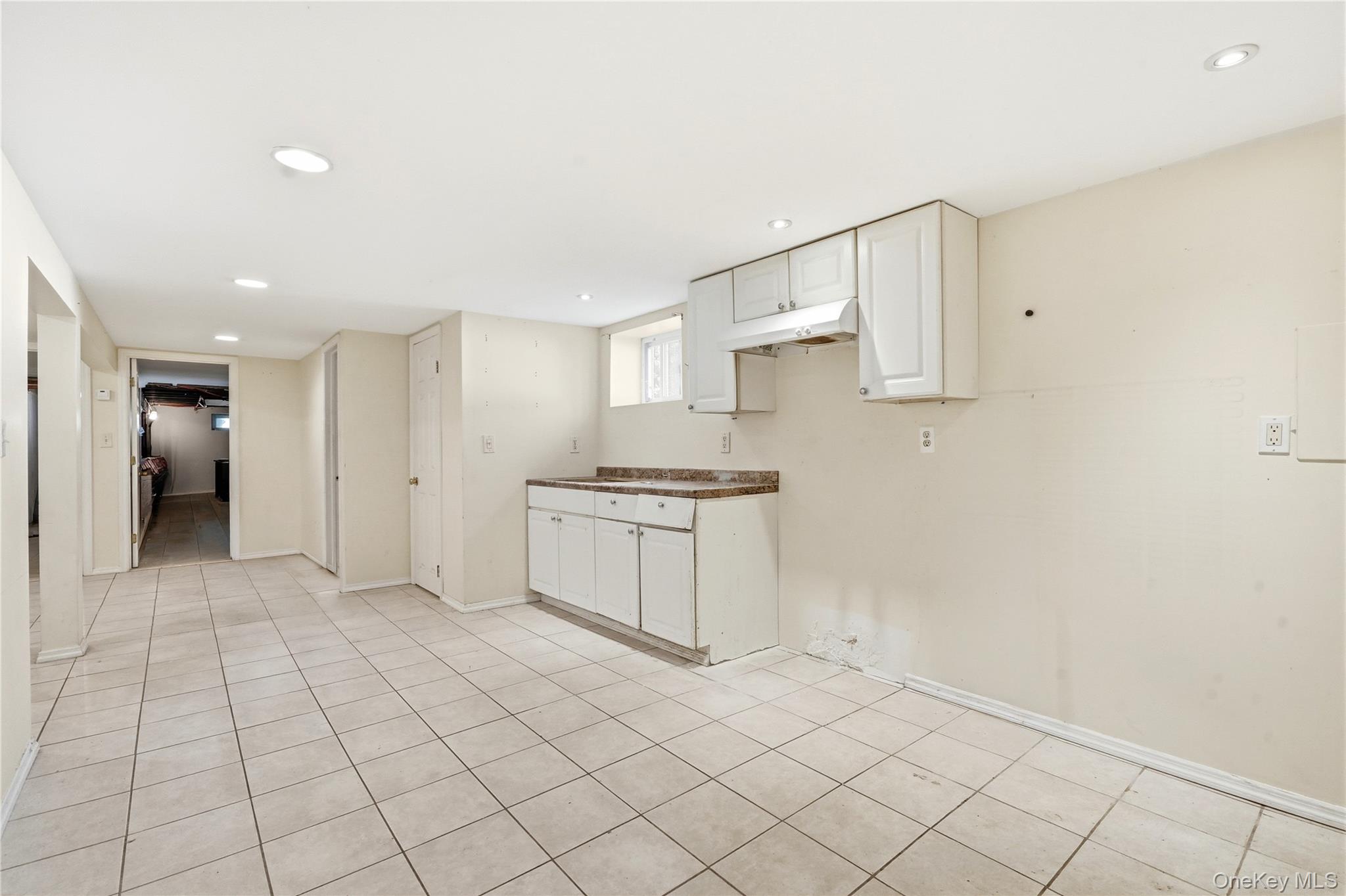 10 Francisco Avenue – For Sale photo 34
