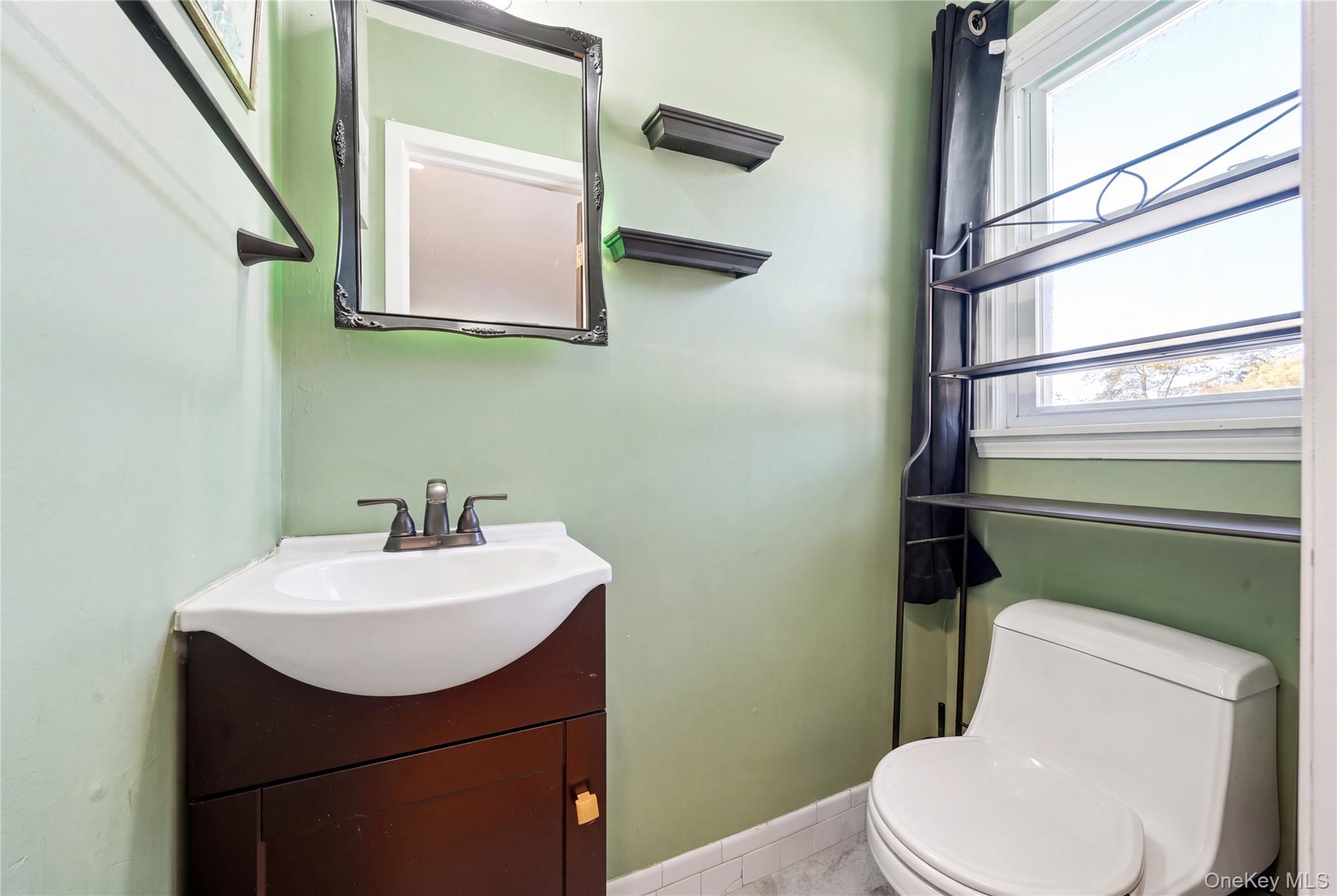 10 Francisco Avenue – For Sale photo 20