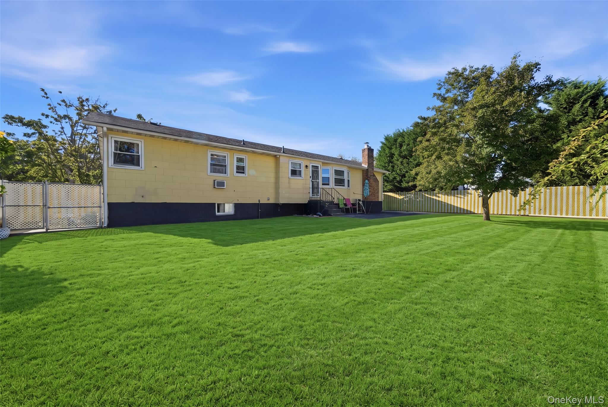 10 Francisco Avenue – For Sale photo 5