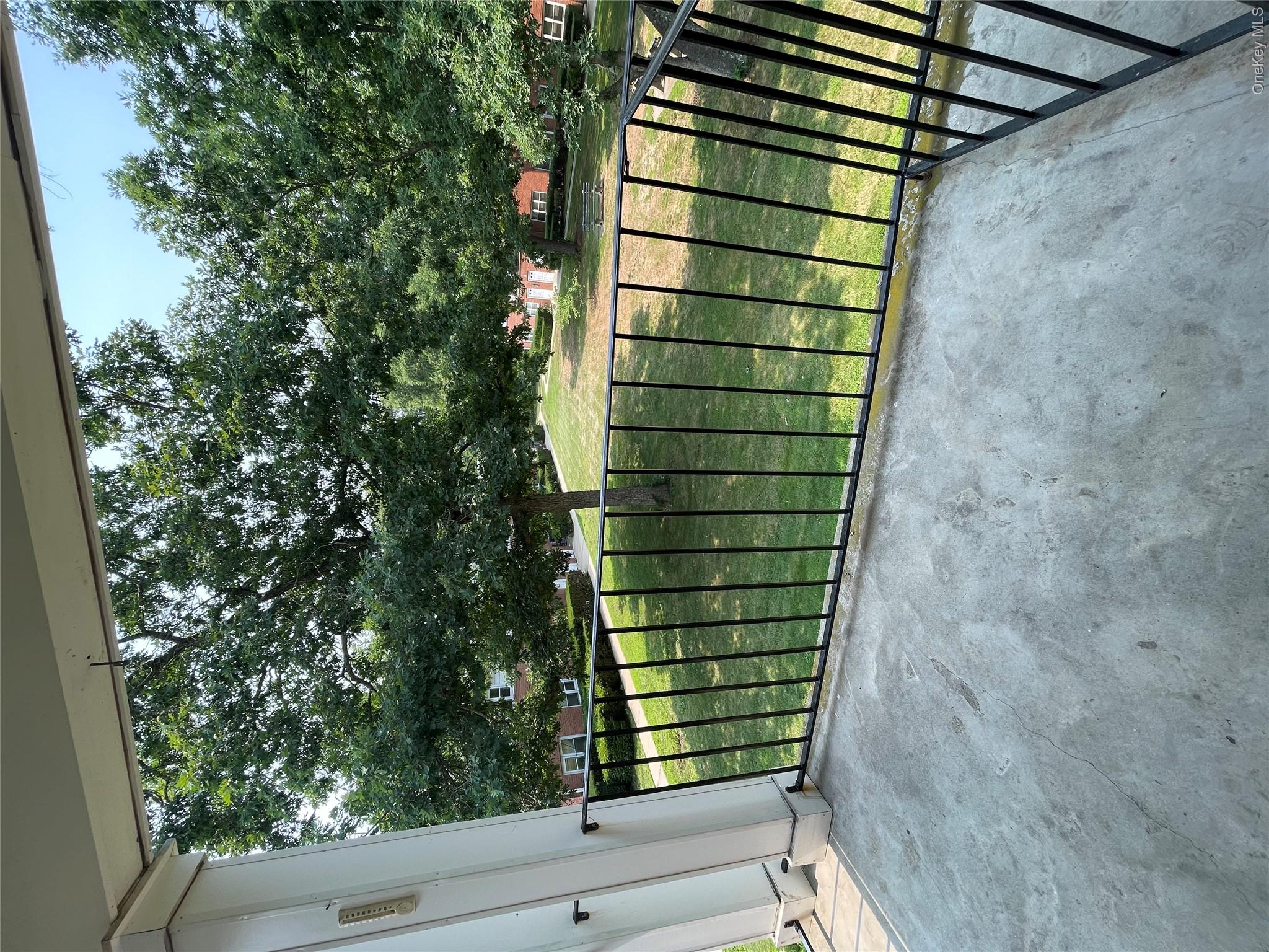 23-2B June Court – For Rent photo 9