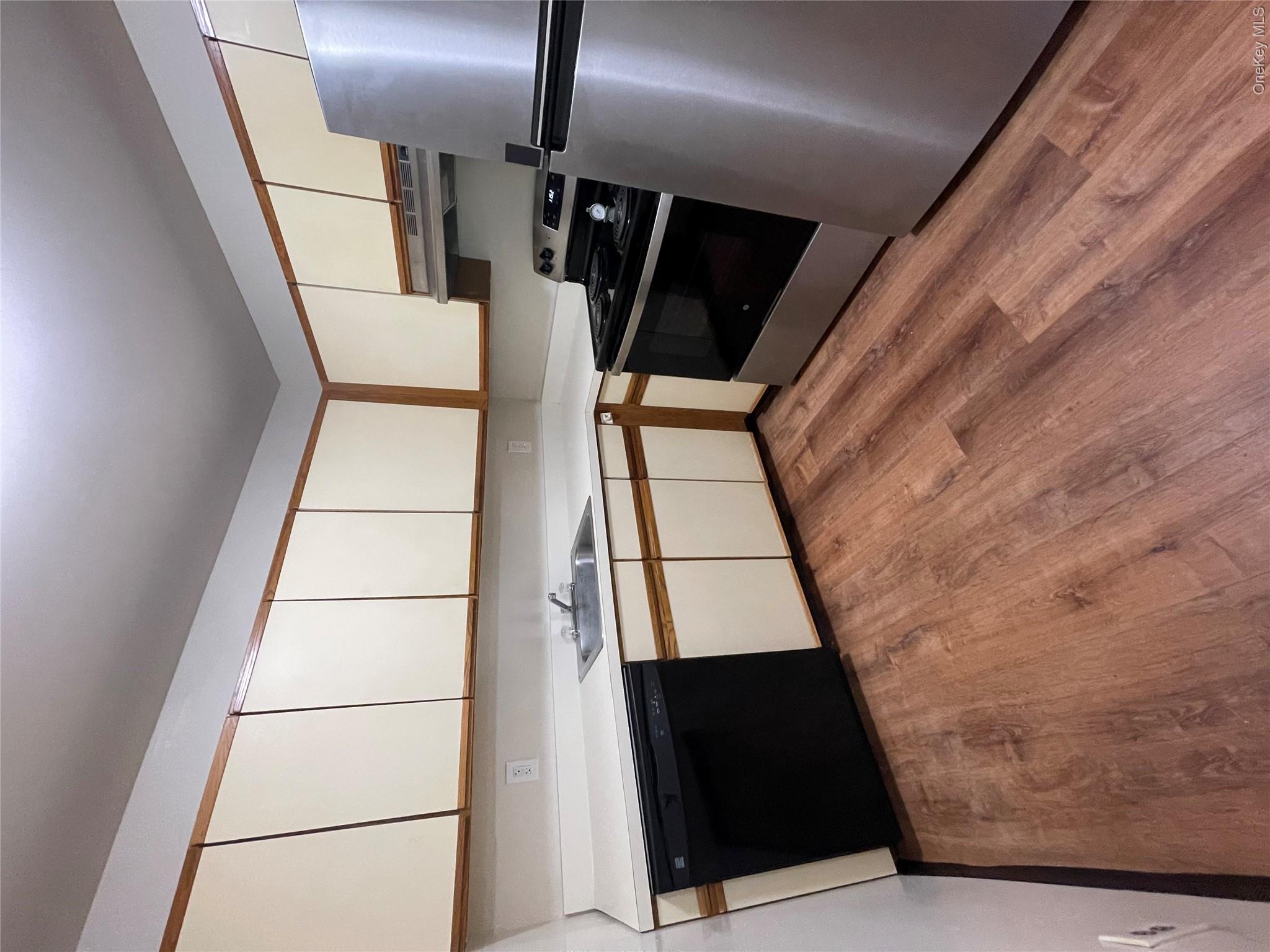 23-2B June Court – For Rent photo 6