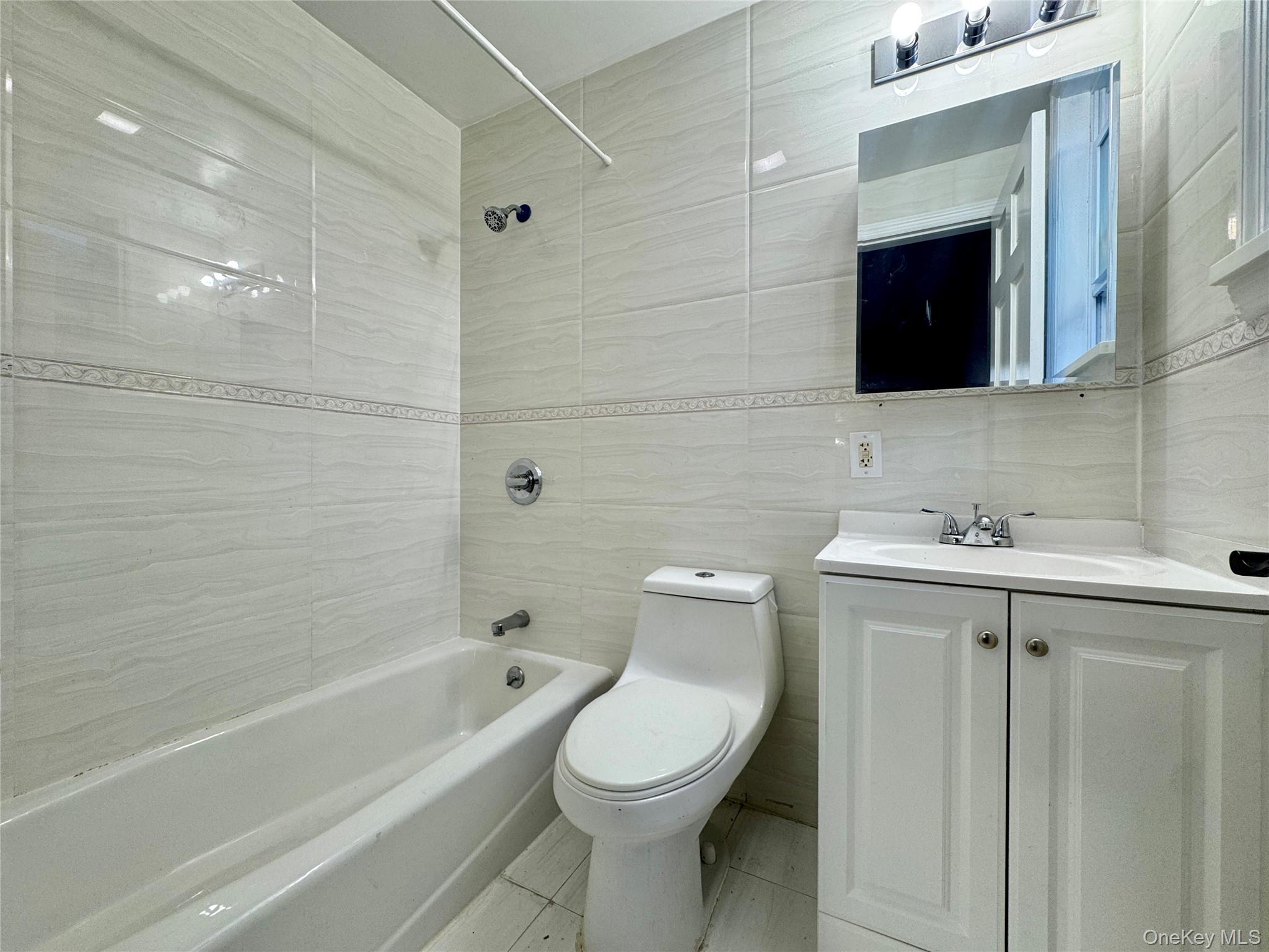 3357 164th Street, Unit Floor 1 photo 8