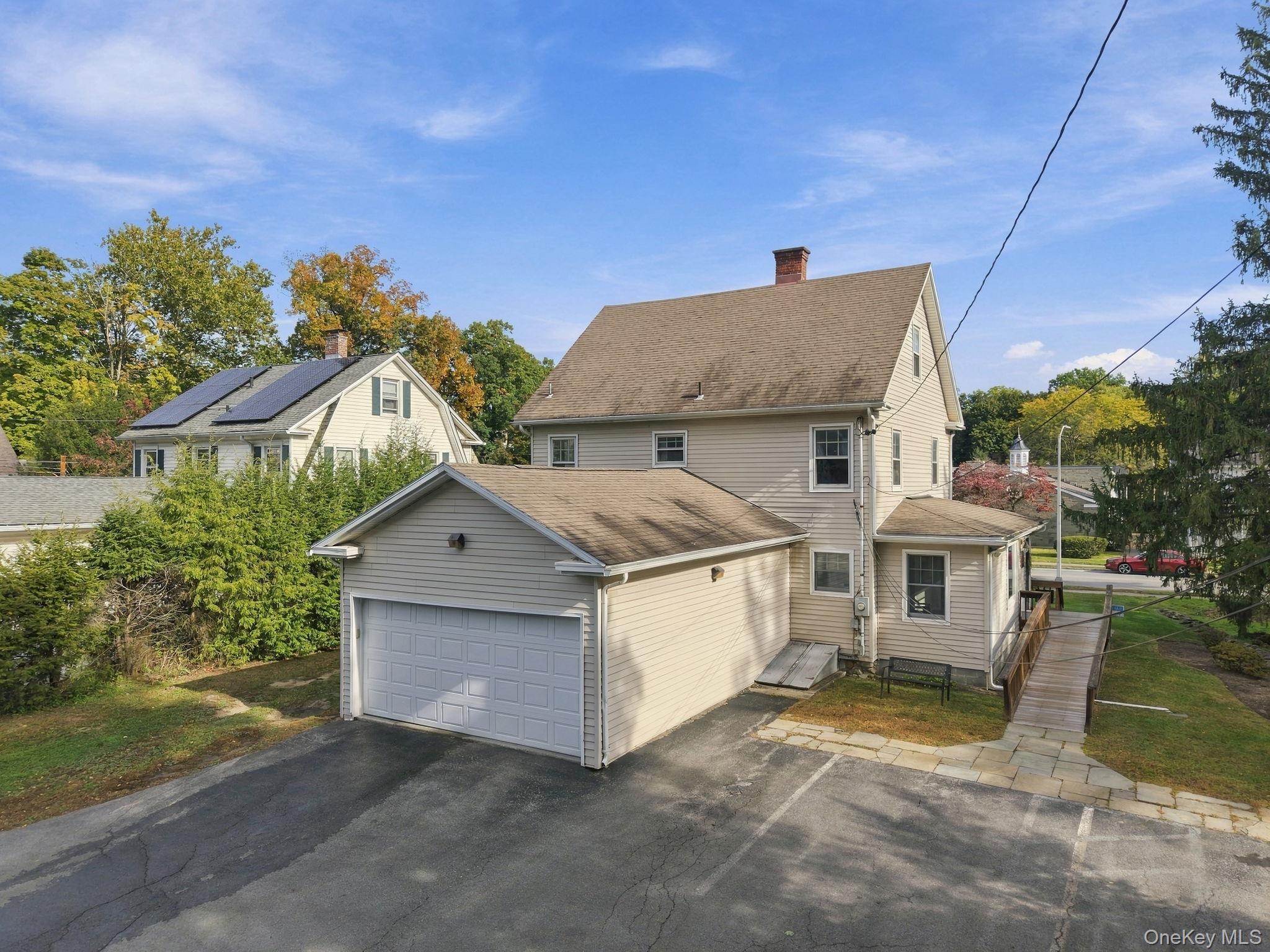 143 Hooker Avenue – For Sale photo 6