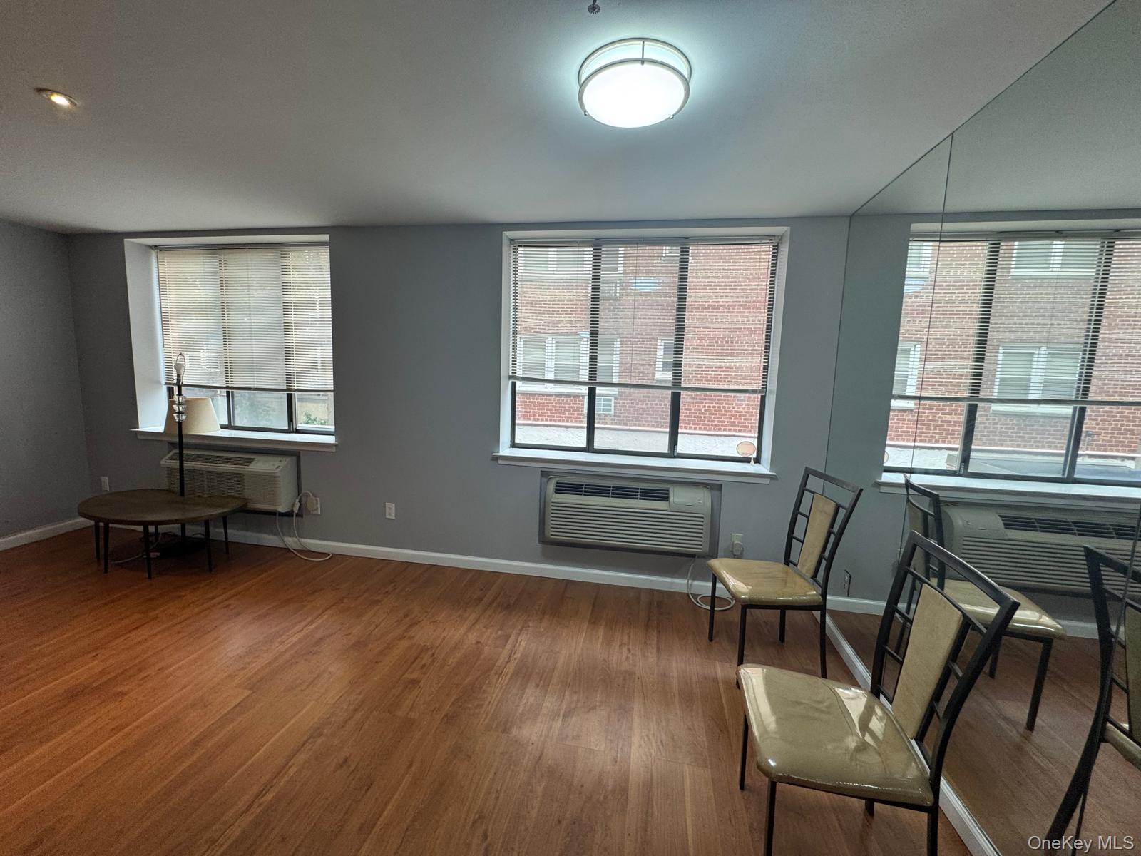 10 Canterbury Road, Unit 1 photo 3