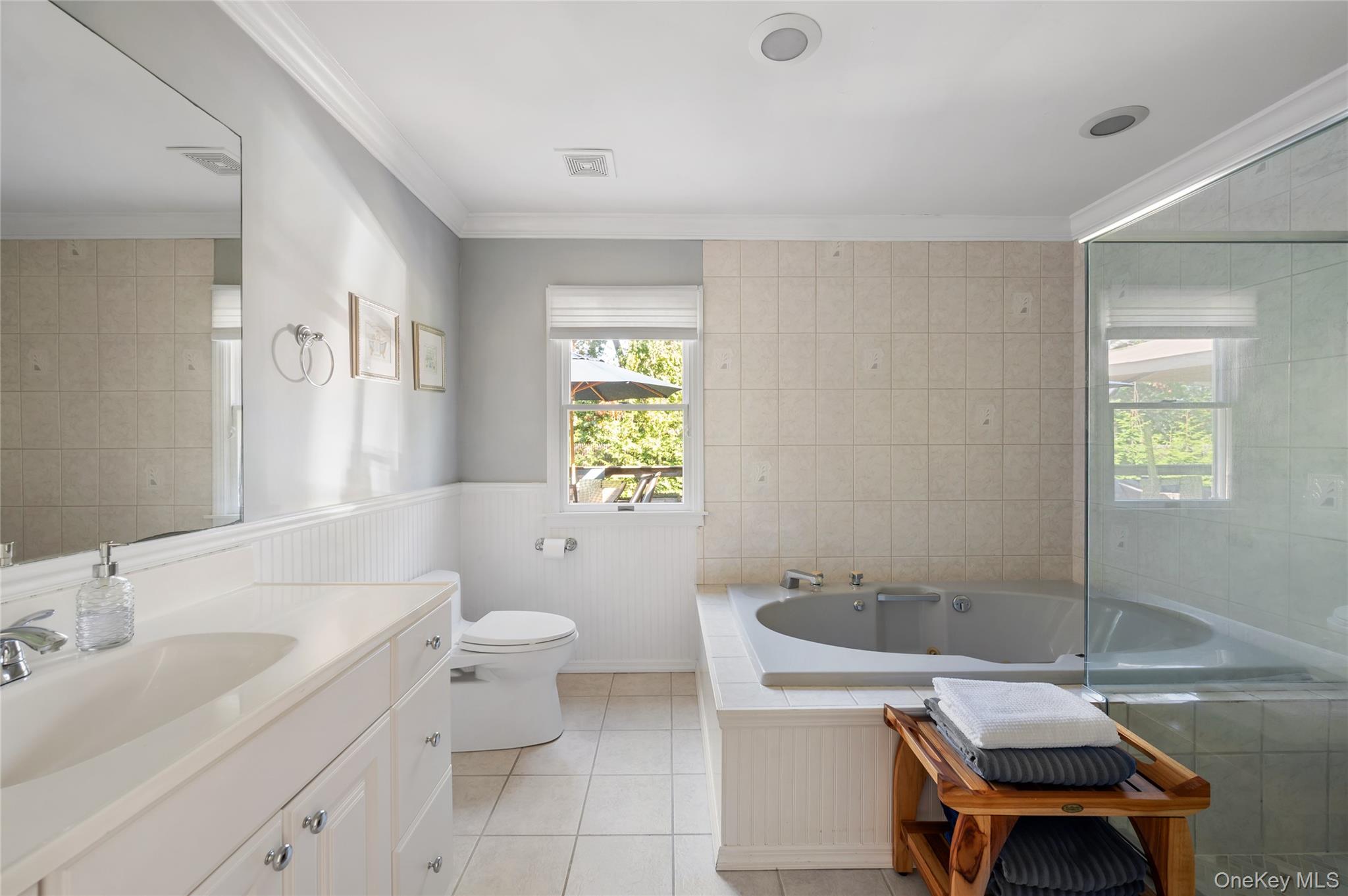 190A Wakeman Road, Unit A photo 11
