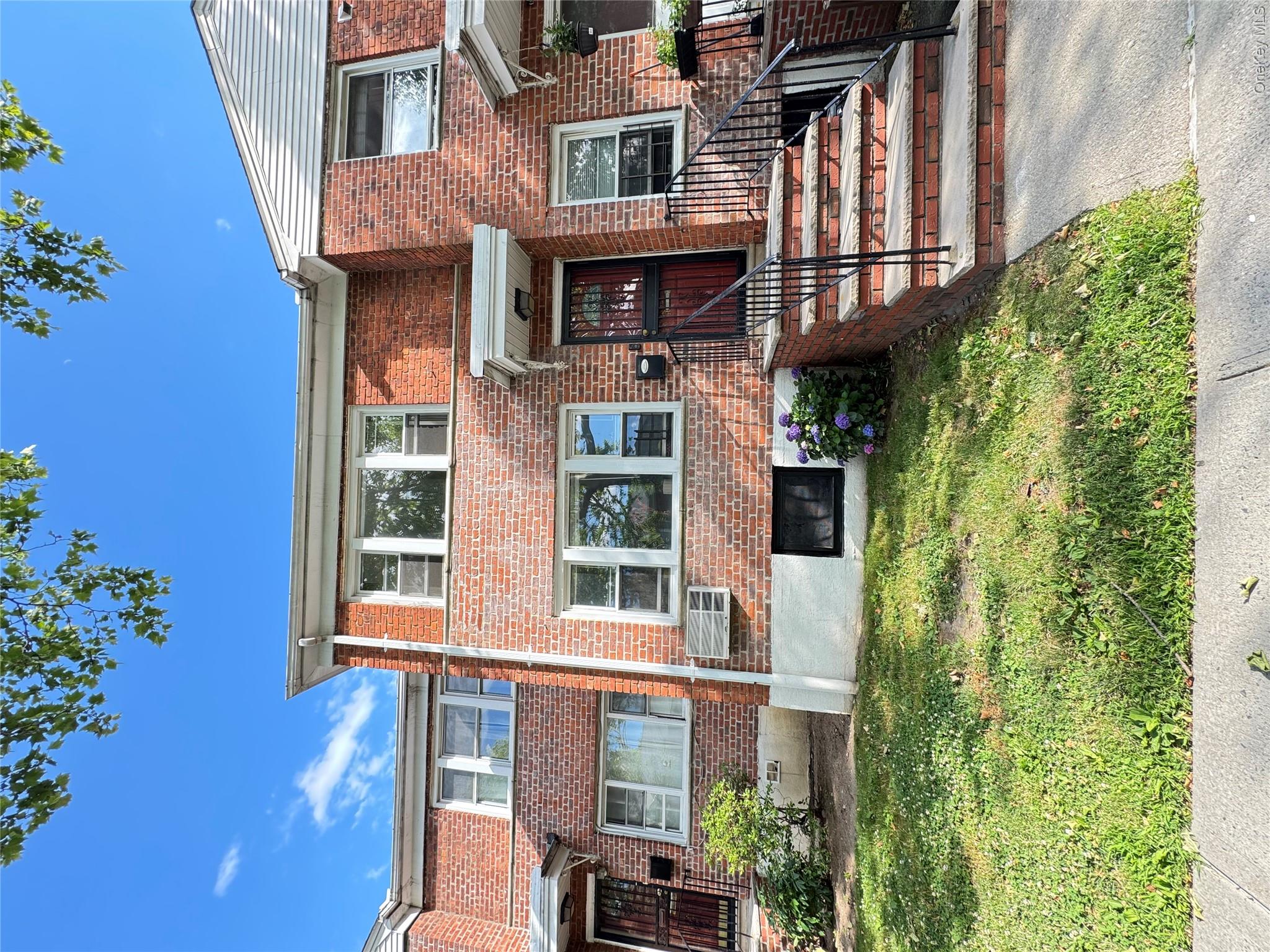 13846 68th Drive, Unit A photo 9