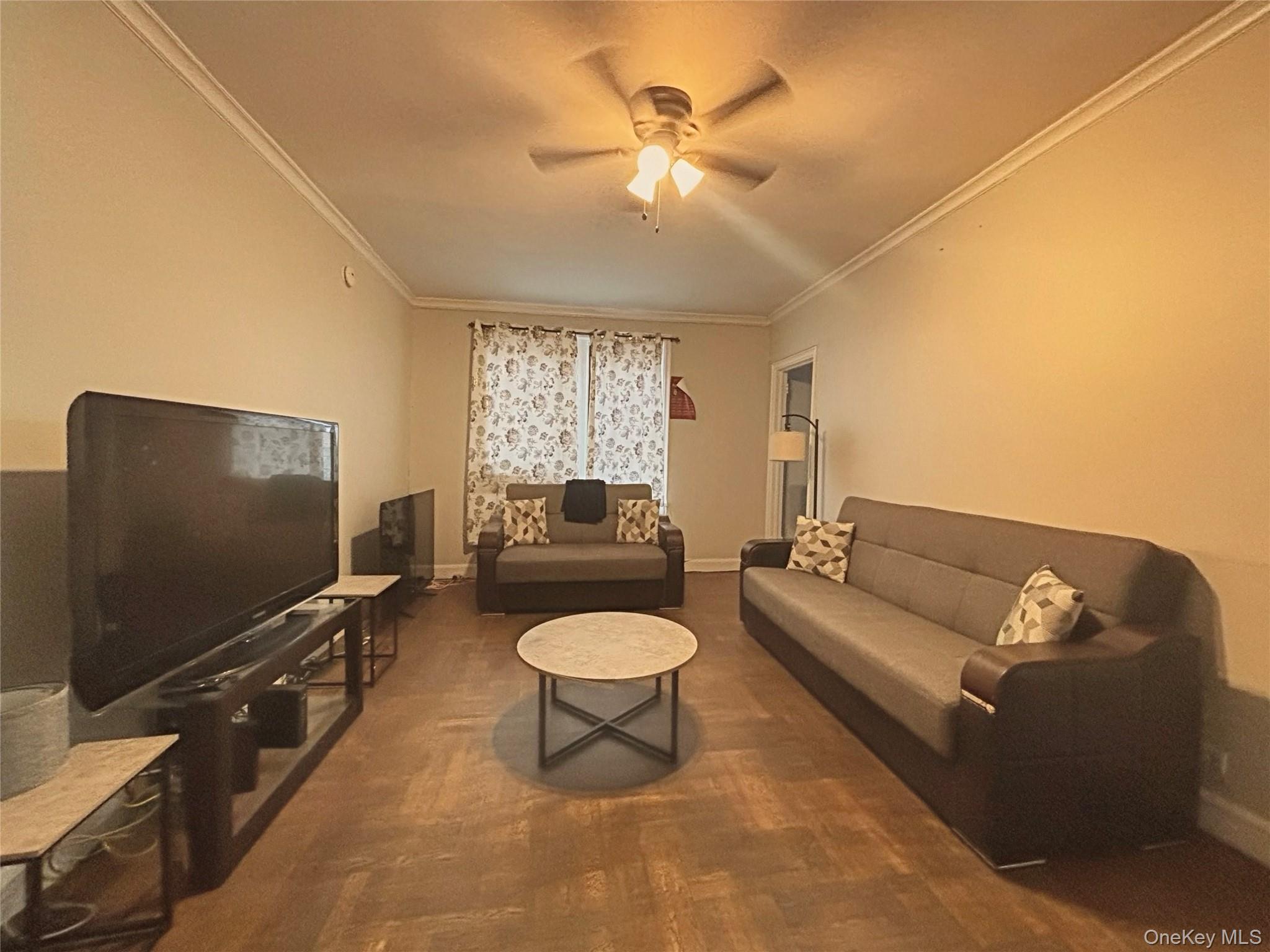 463 E 178 Street, Unit 4c photo 3