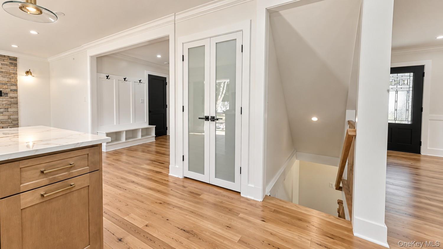 7 Shoreham Drive W – For Sale photo 8