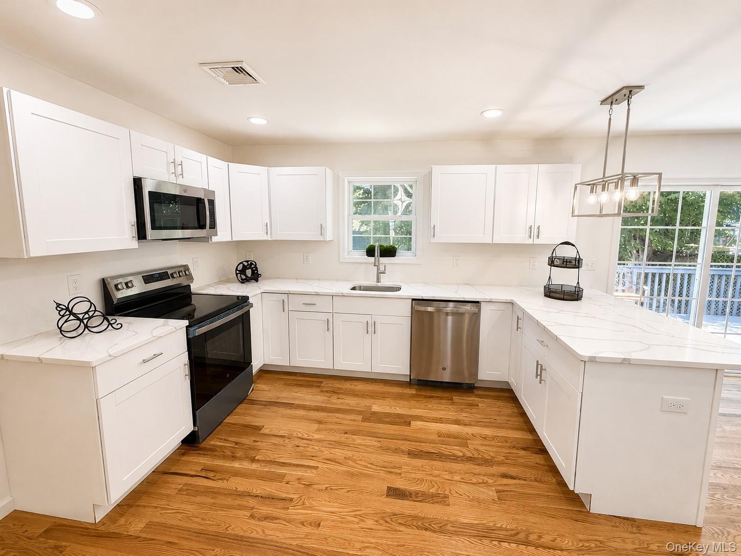 37-39 Wisner Avenue – For Sale photo 8