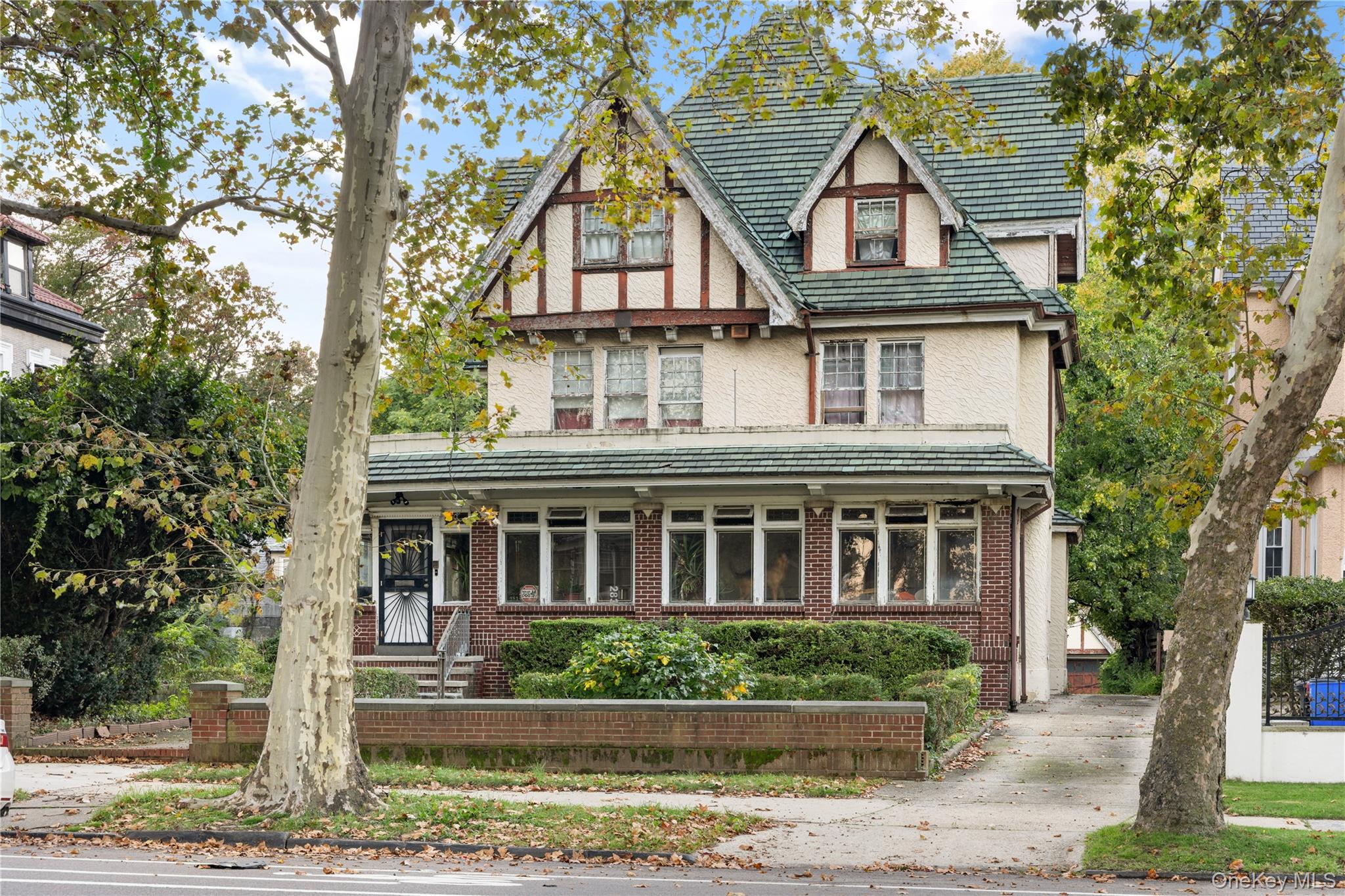 283 Highland Boulevard – For Sale photo 2