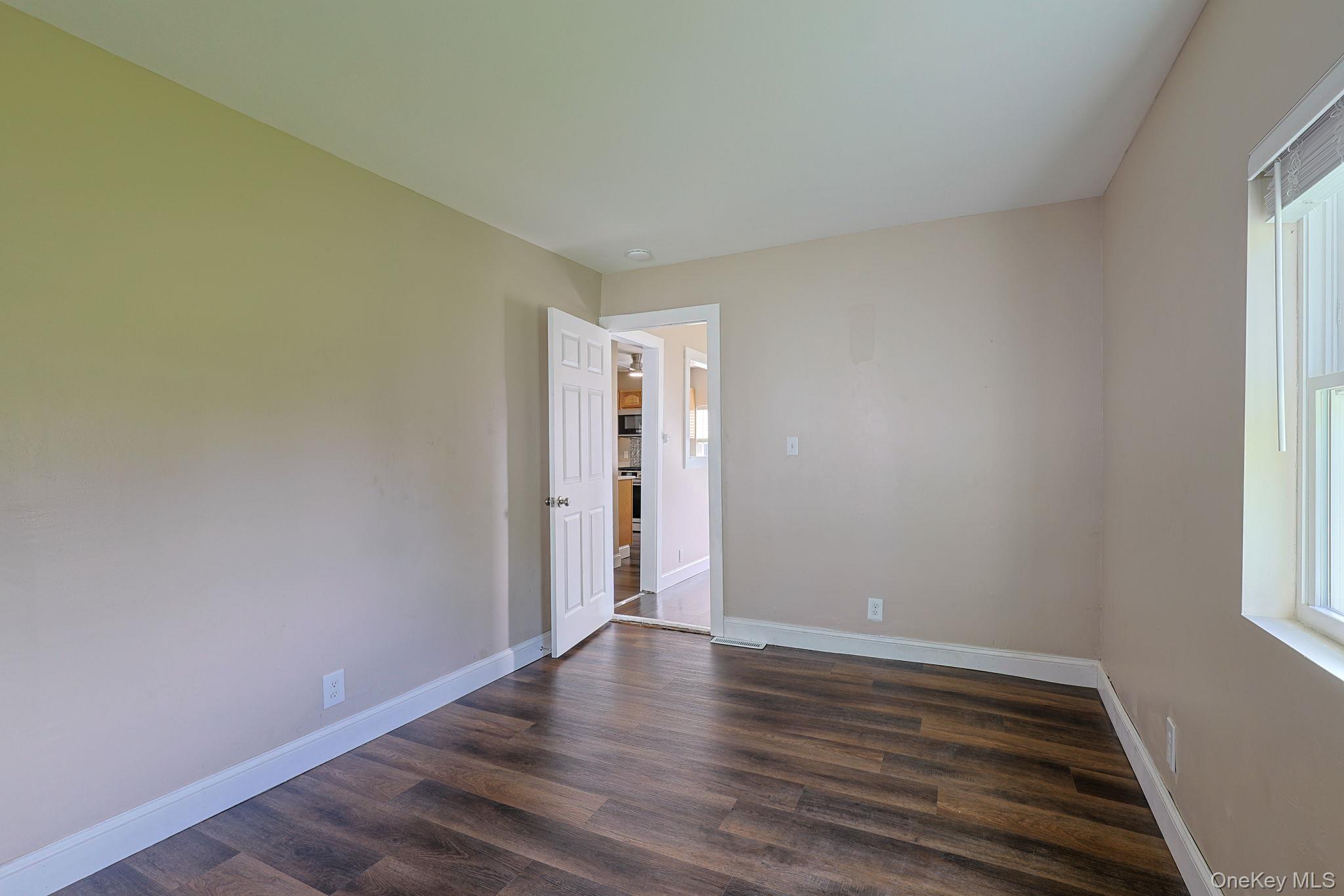 14 Tighe Avenue – For Rent photo 6