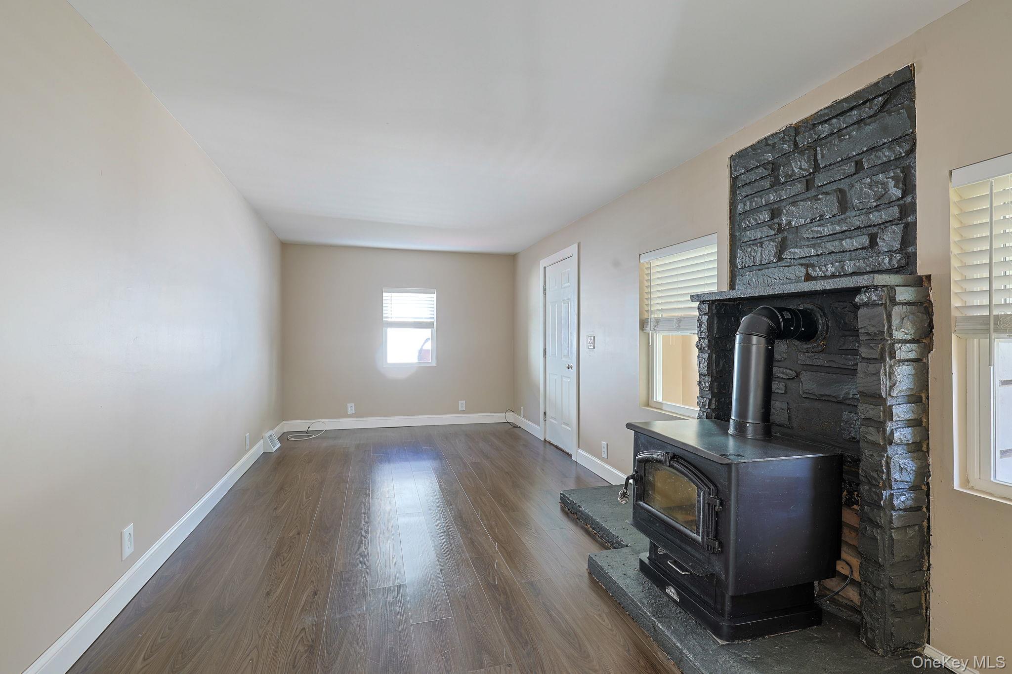14 Tighe Avenue – For Rent photo 16