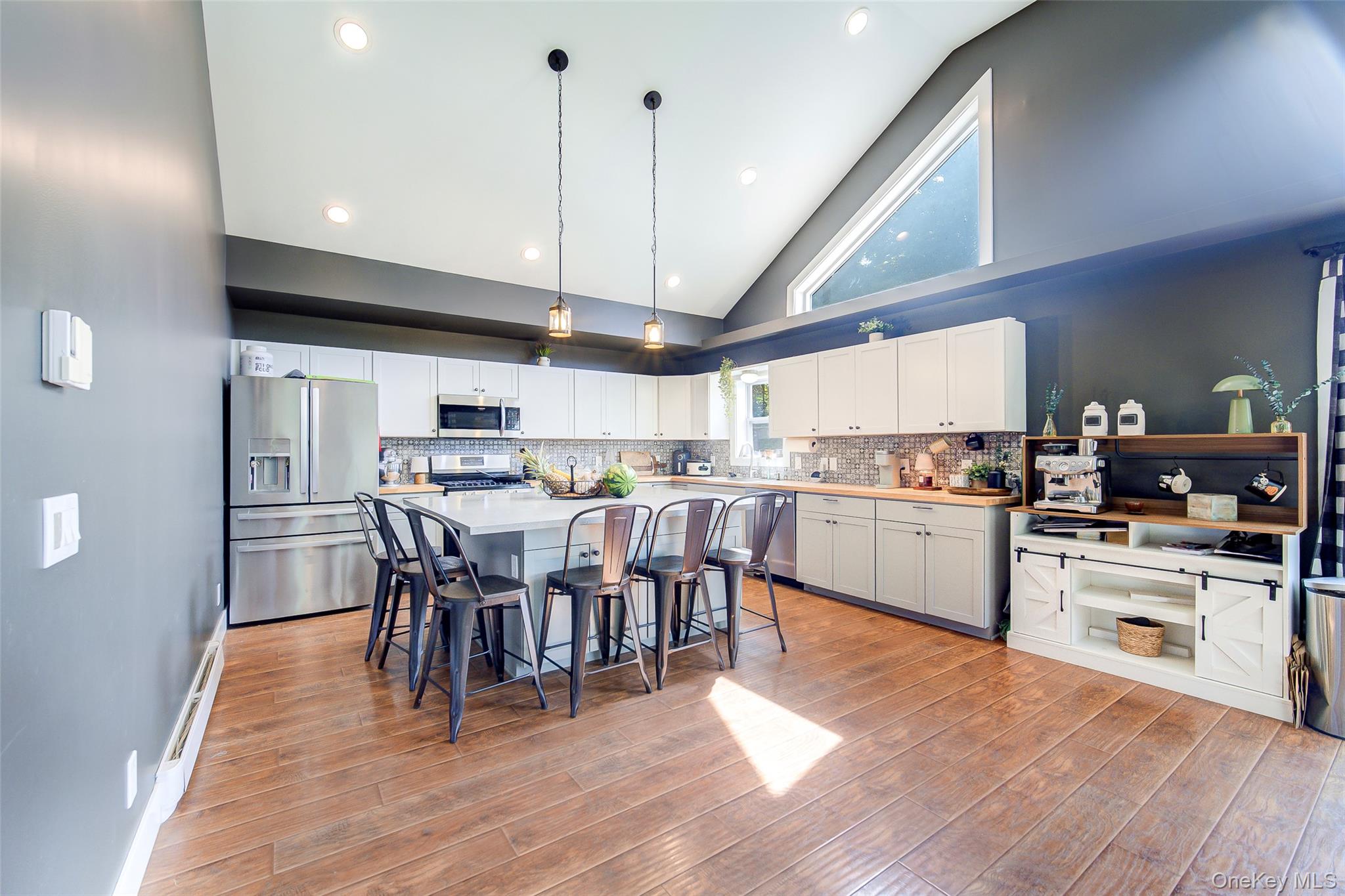 14 Old Route 199 – For Sale photo 3