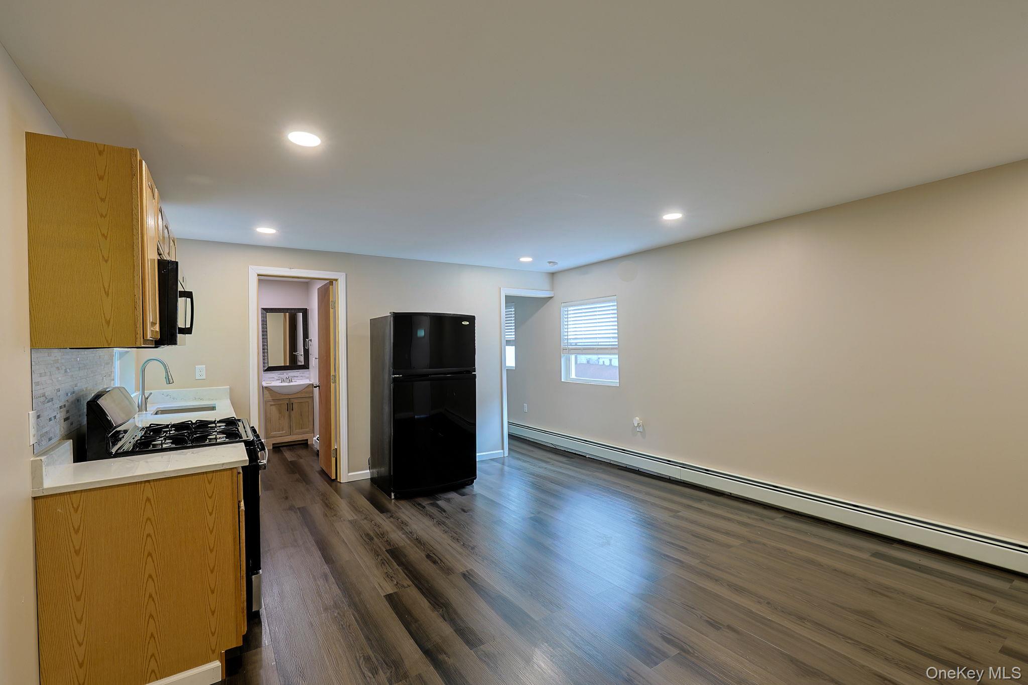 16 Tighe Avenue – For Rent photo 7