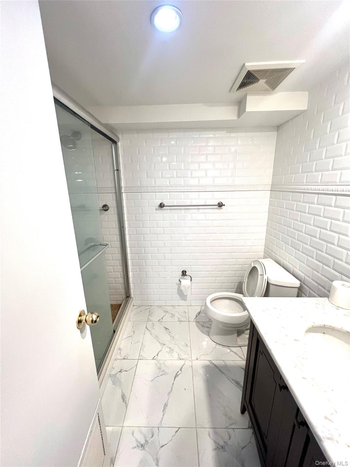 188-20 50 Ave, Unit #1FL+Basem photo 23