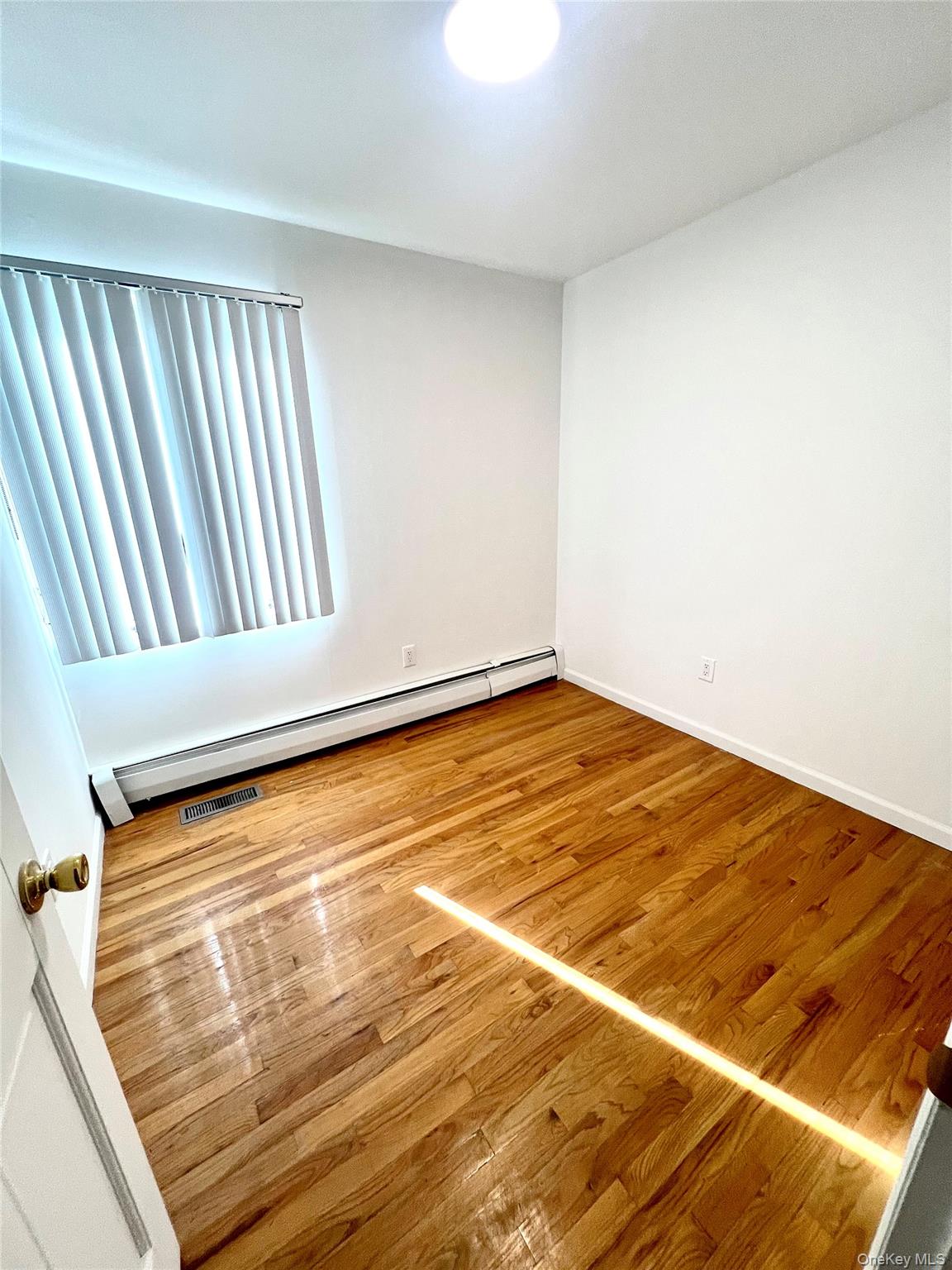188-20 50 Ave, Unit #1FL+Basem photo 16