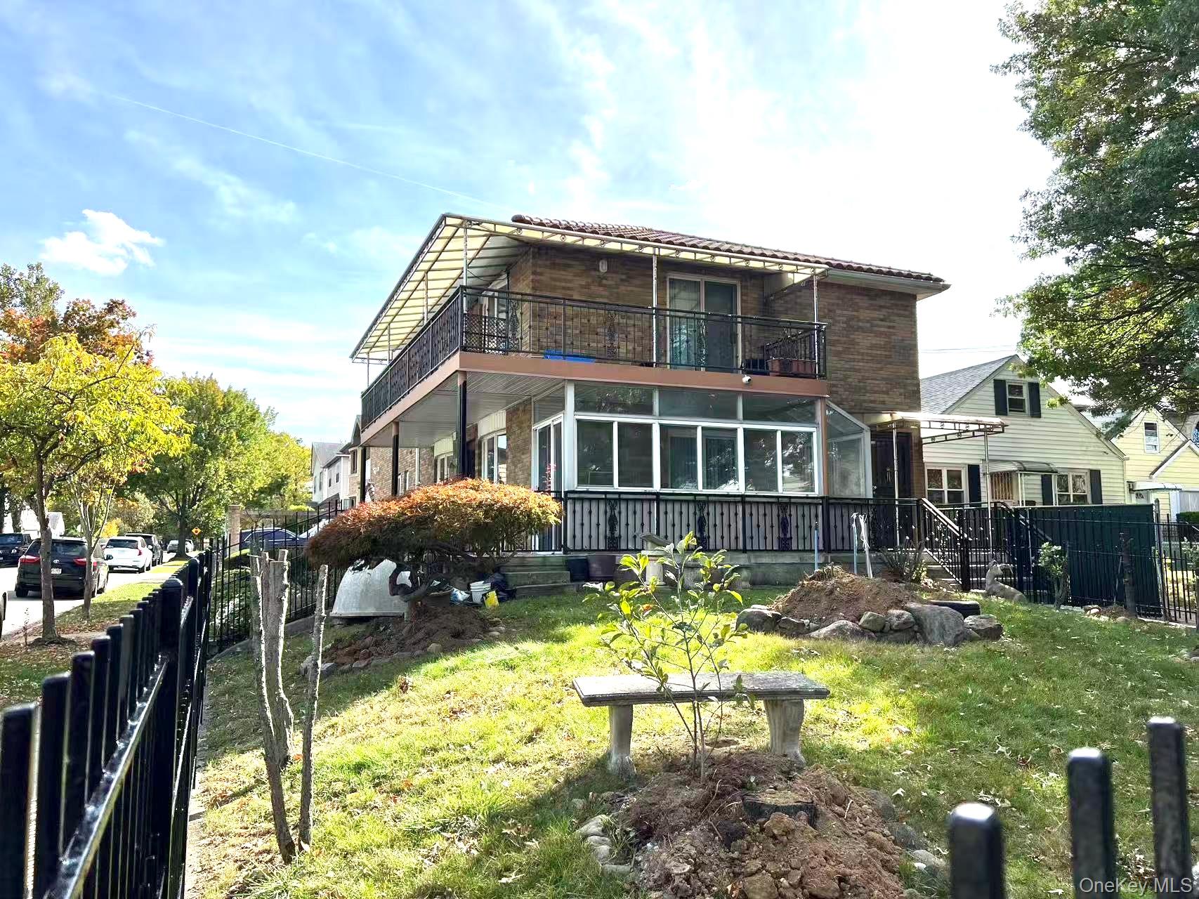 188-20 50 Ave, Unit #1FL+Basem photo 27