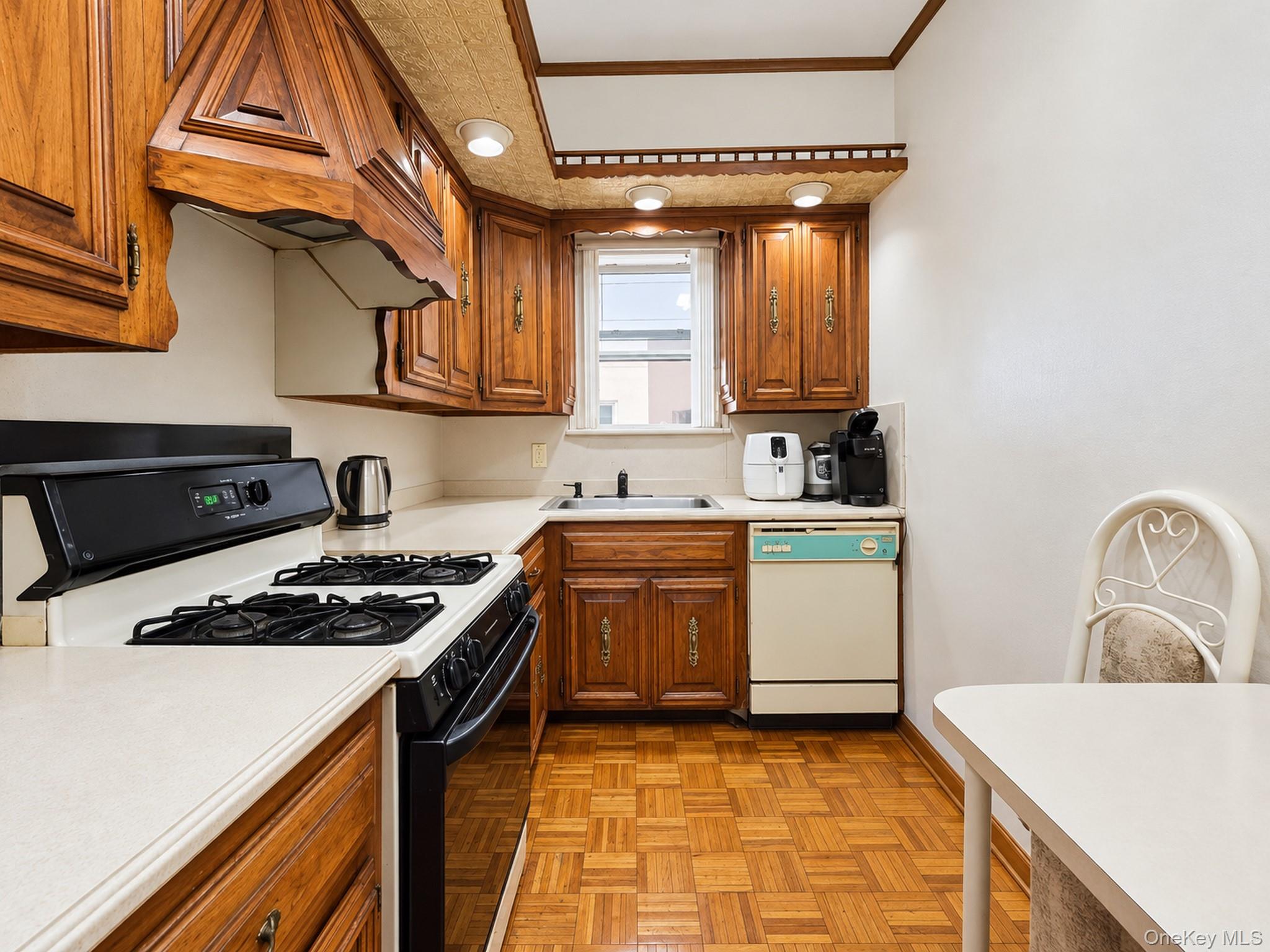 9806 Fort Hamilton Parkway – For Sale photo 7