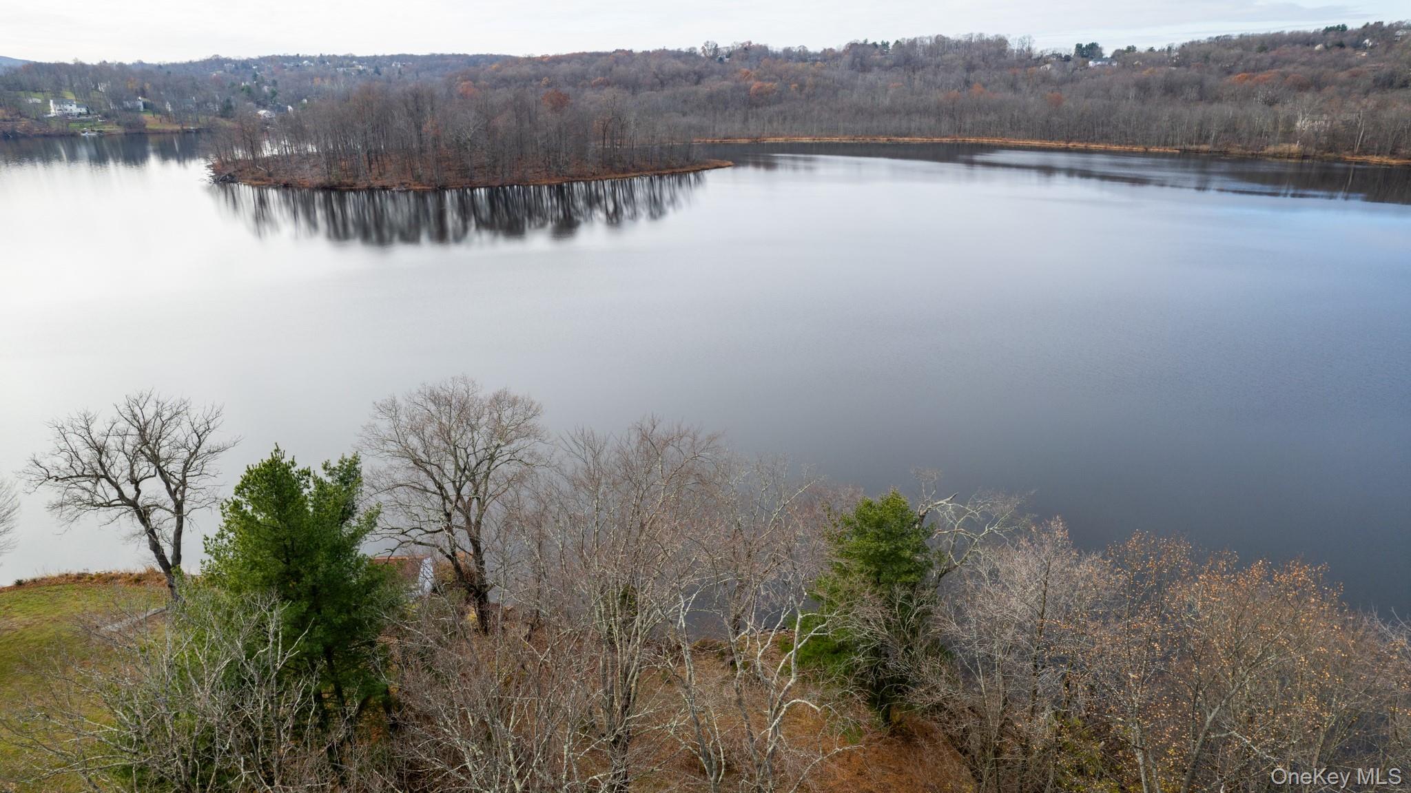 304 Round Lake Terrace – For Sale photo 12