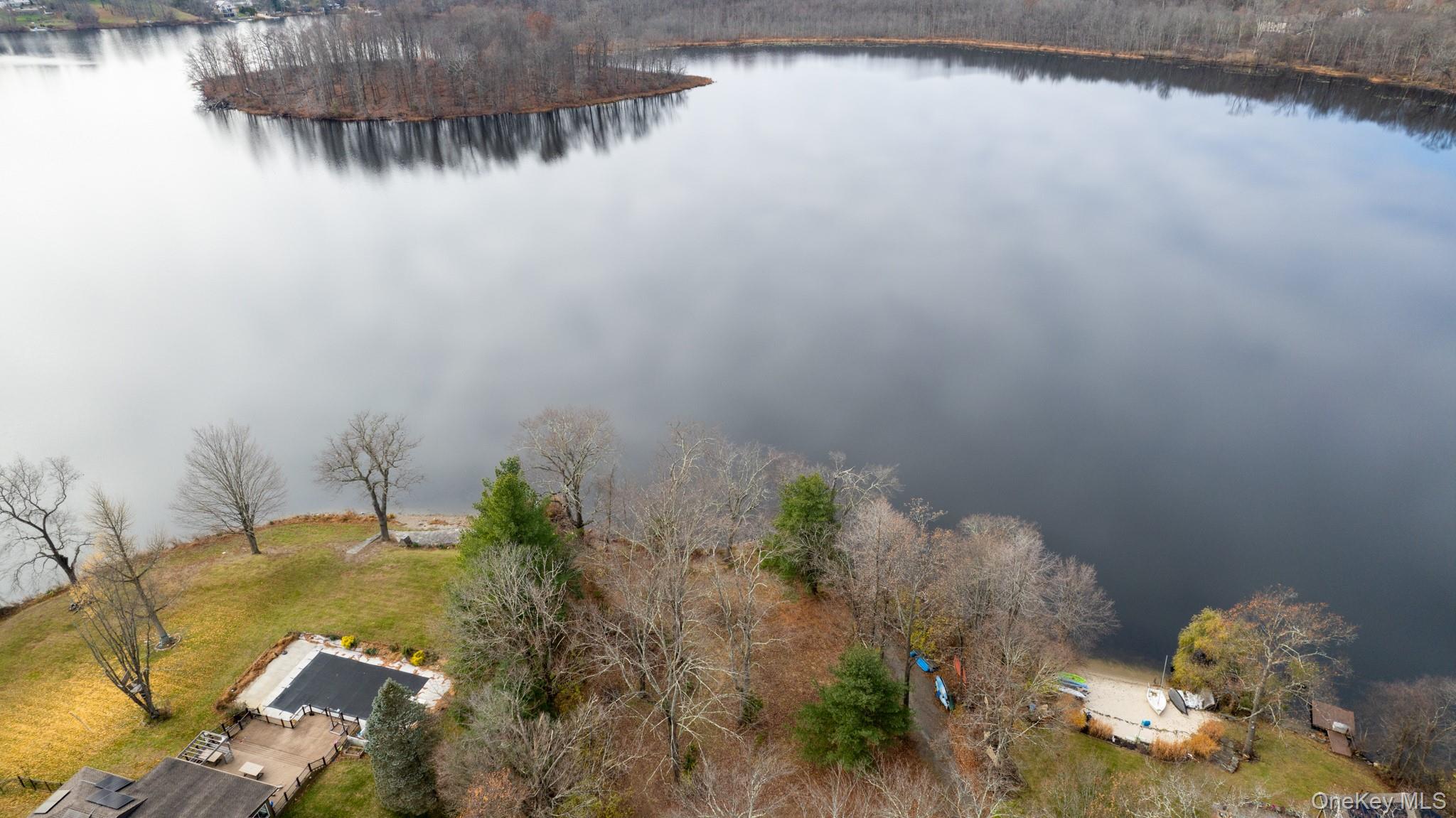 304 Round Lake Terrace – For Sale photo 7