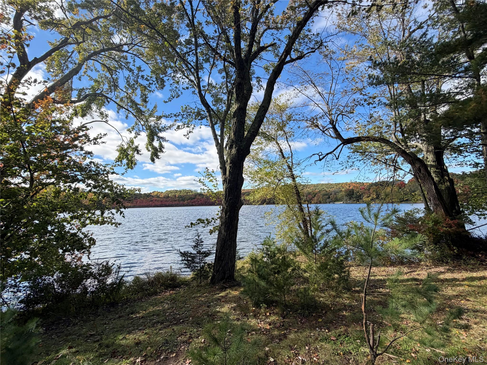 304 Round Lake Terrace – For Sale