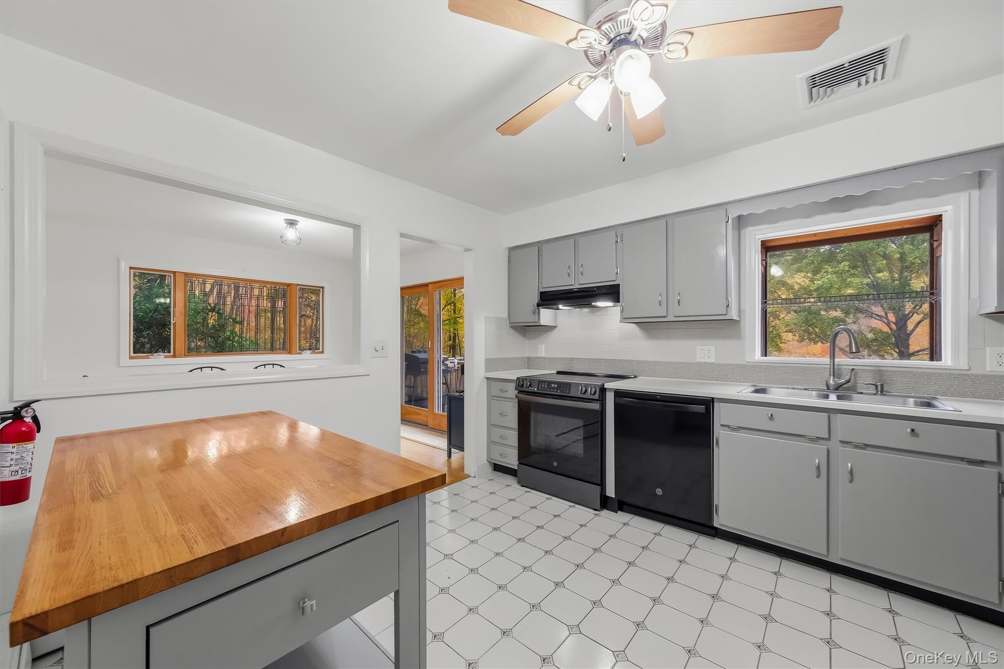 127 Croton Avenue – For Sale photo 11
