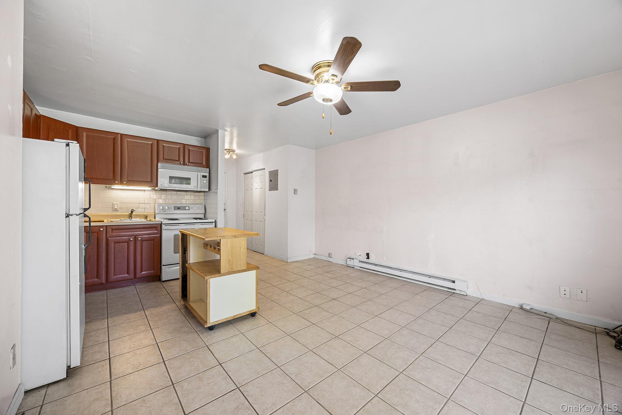 115 Dehaven Drive, Unit 306 photo 7
