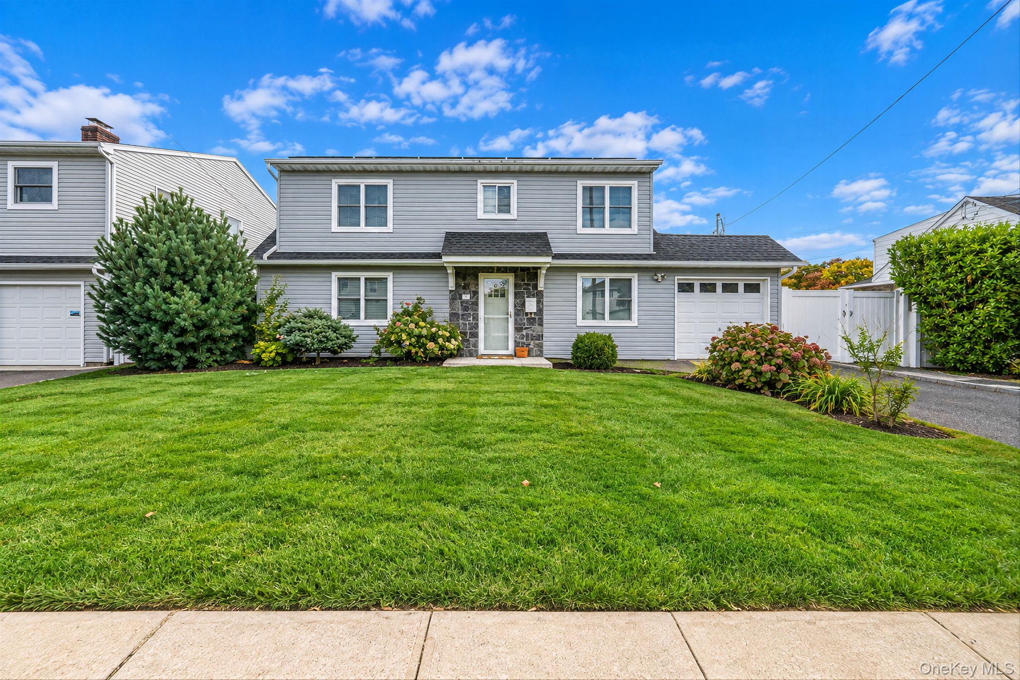 354 Seaford Avenue – For Sale