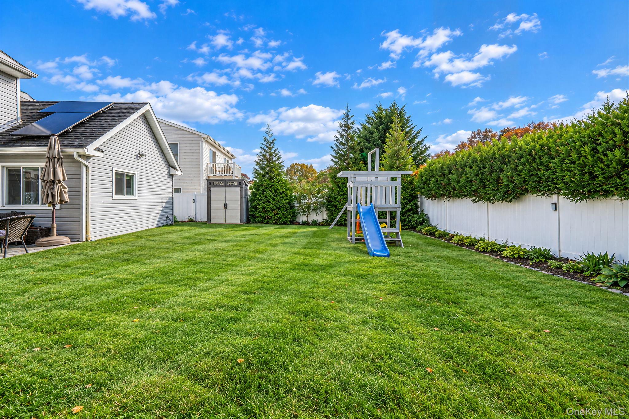 354 Seaford Avenue – For Sale photo 25