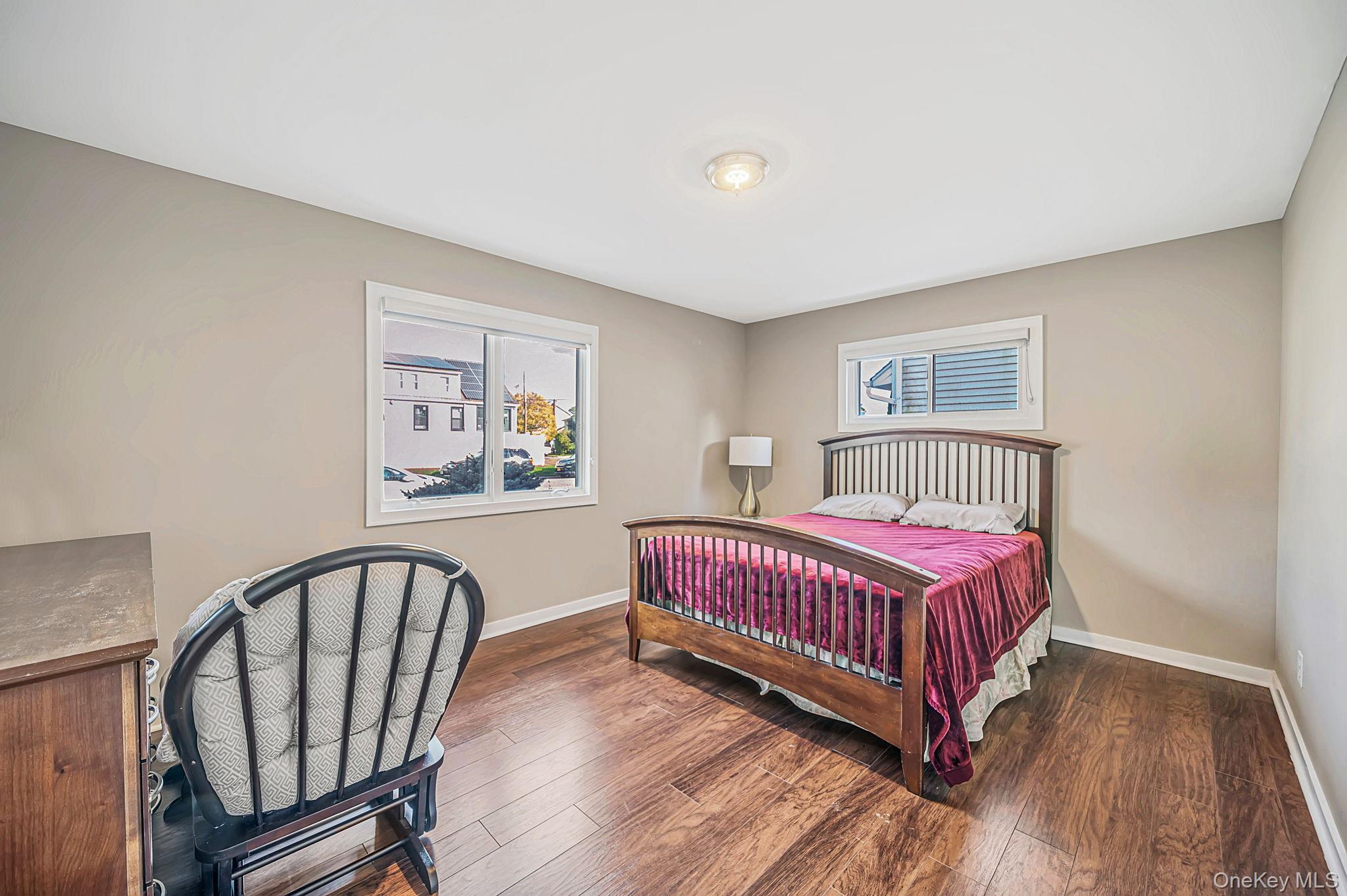 354 Seaford Avenue – For Sale photo 15