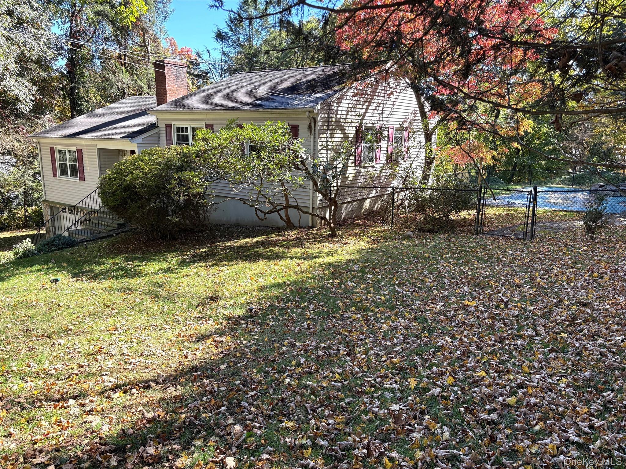 133 Washburn Road – For Sale photo 3