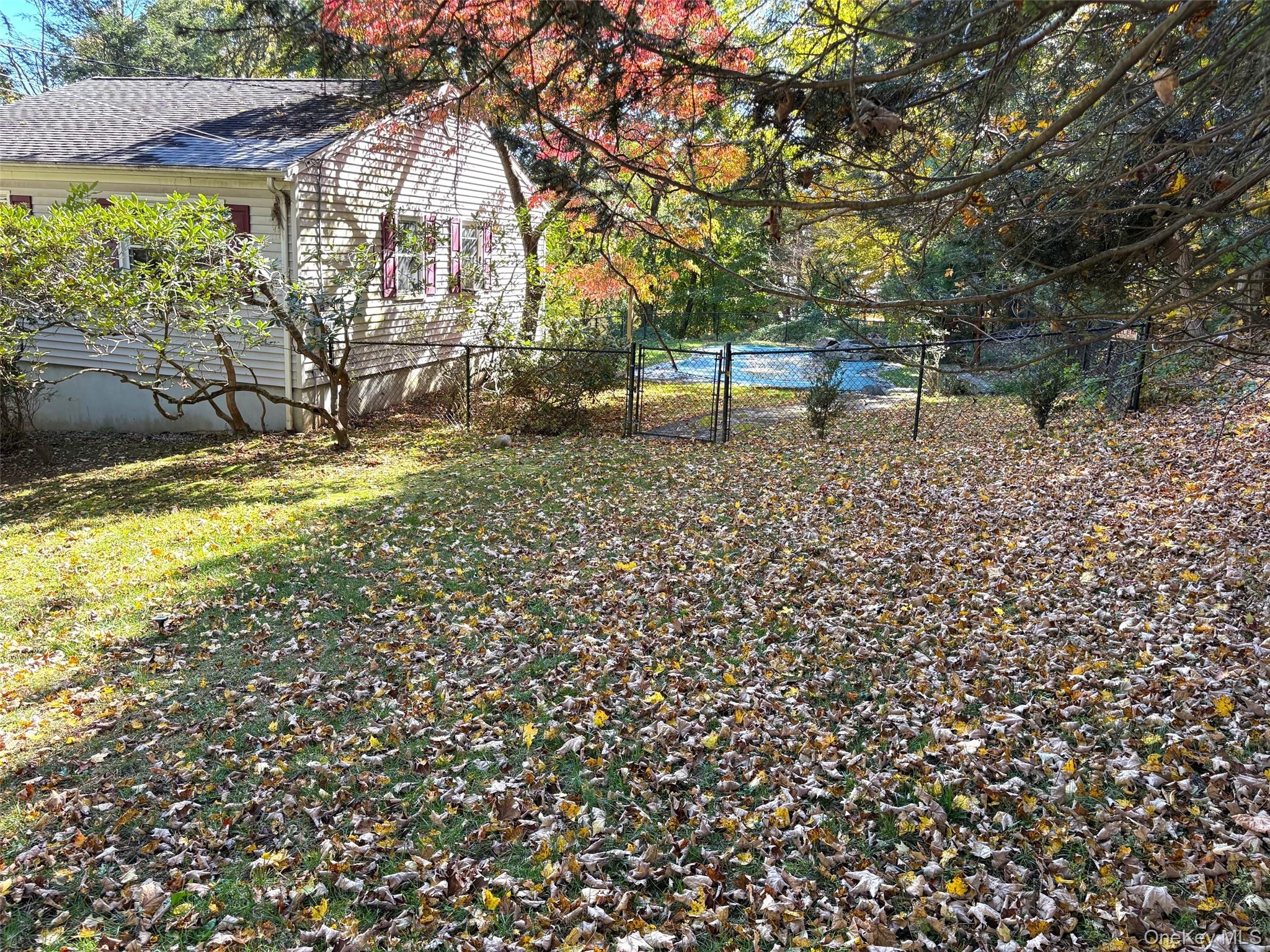 133 Washburn Road – For Sale photo 2