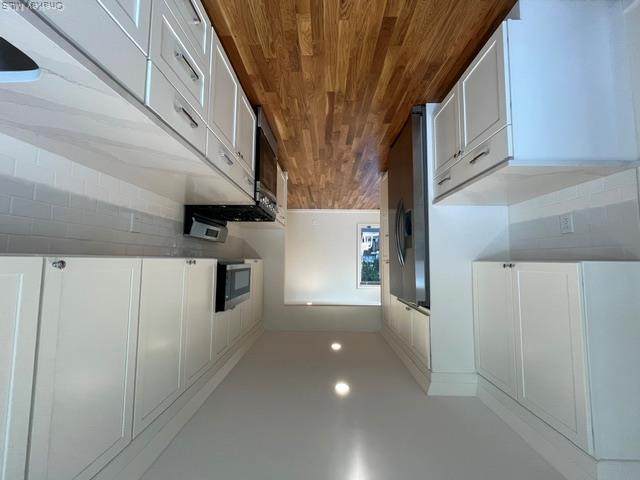 43 Marwood Road N, Unit B photo 8