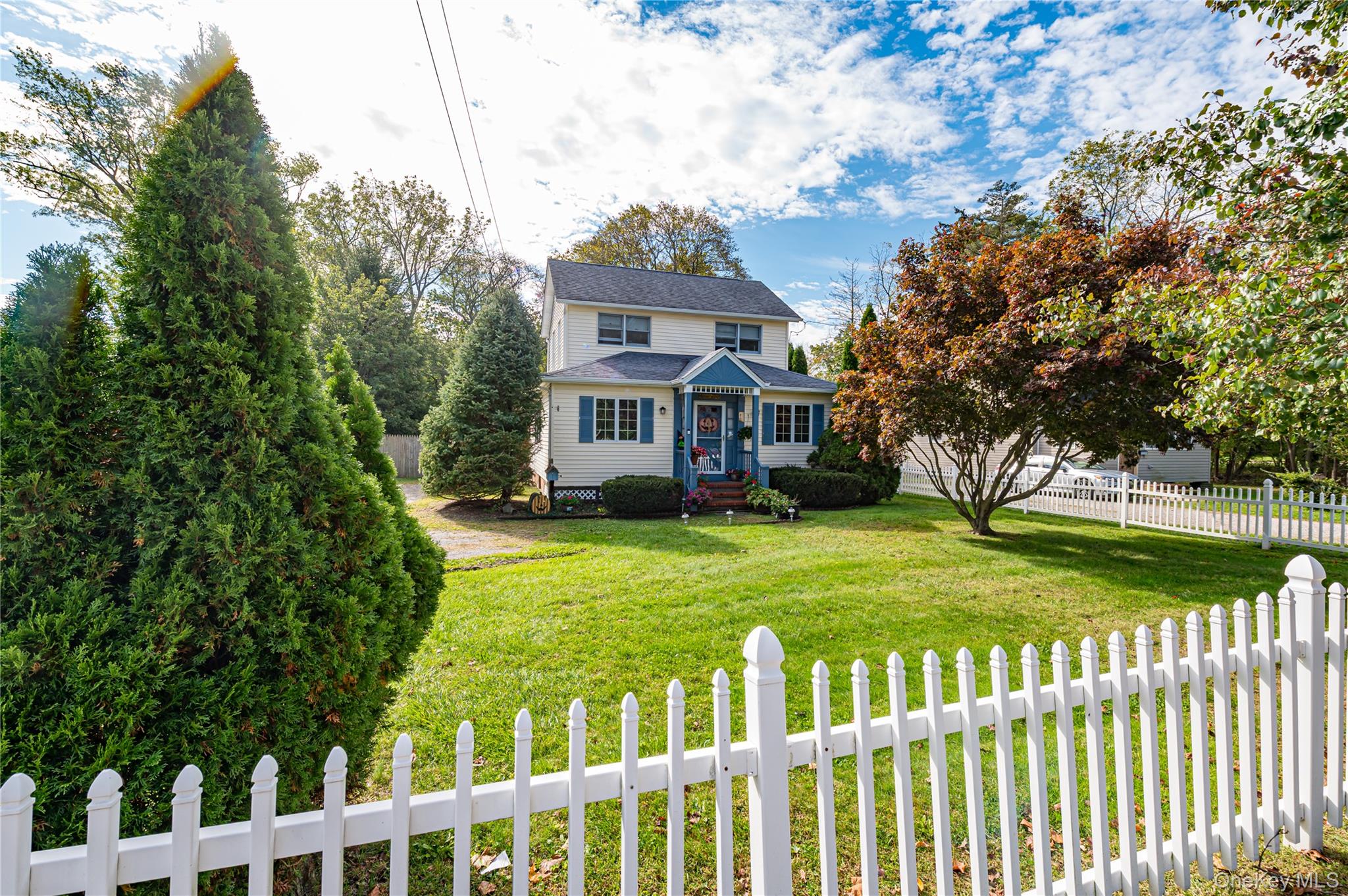 328 Pulaski Road – For Sale
