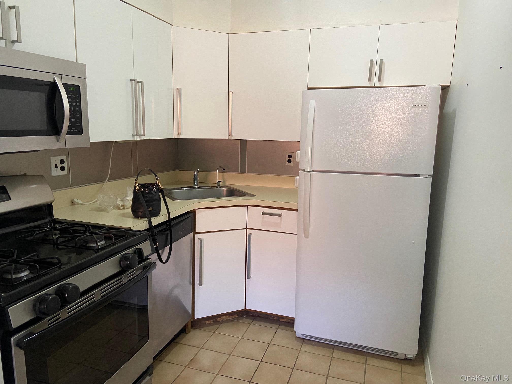 68-01 242nd Street, Unit 29E photo 17
