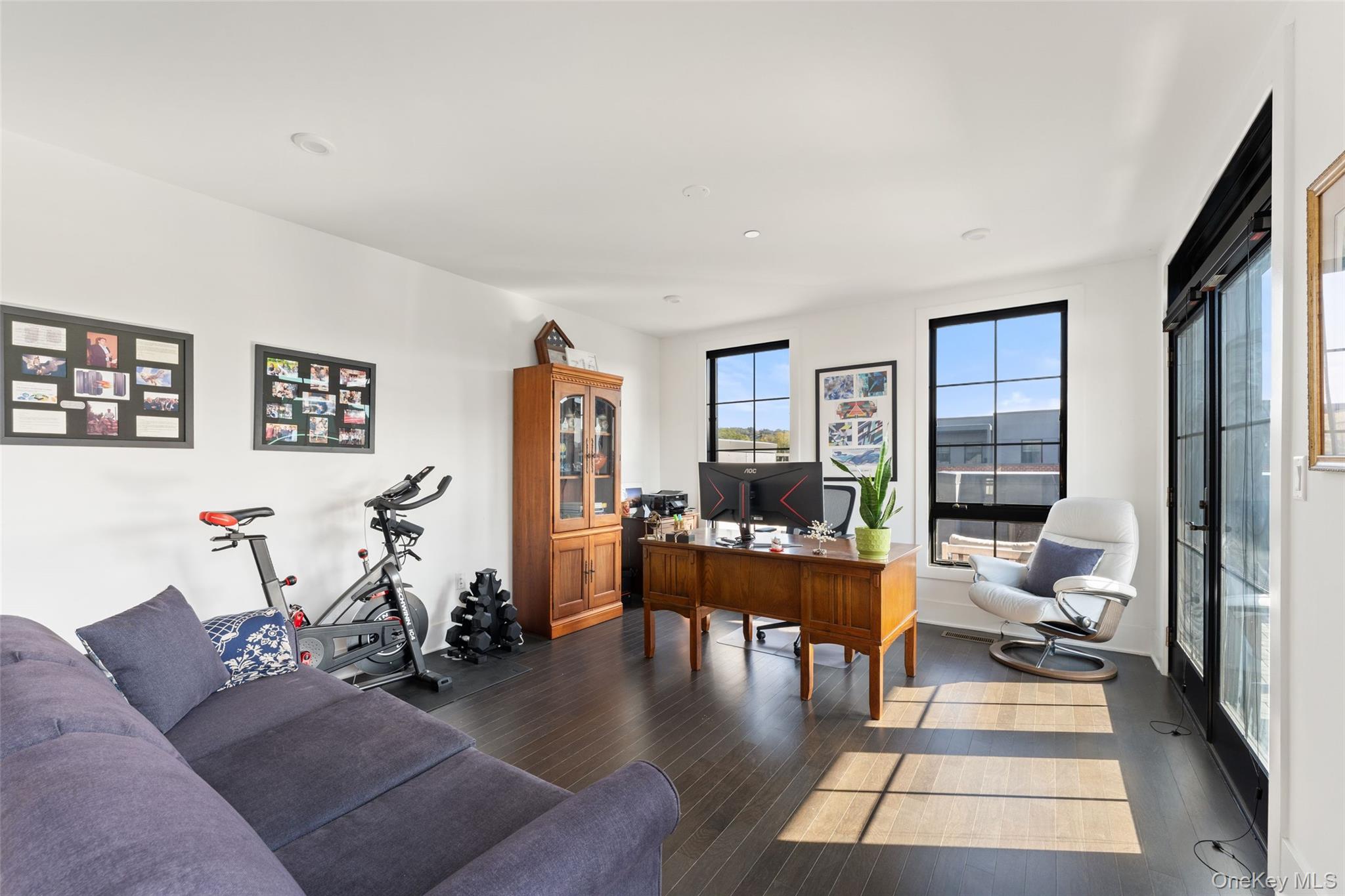 102 Legend Drive, Unit 303 photo 16