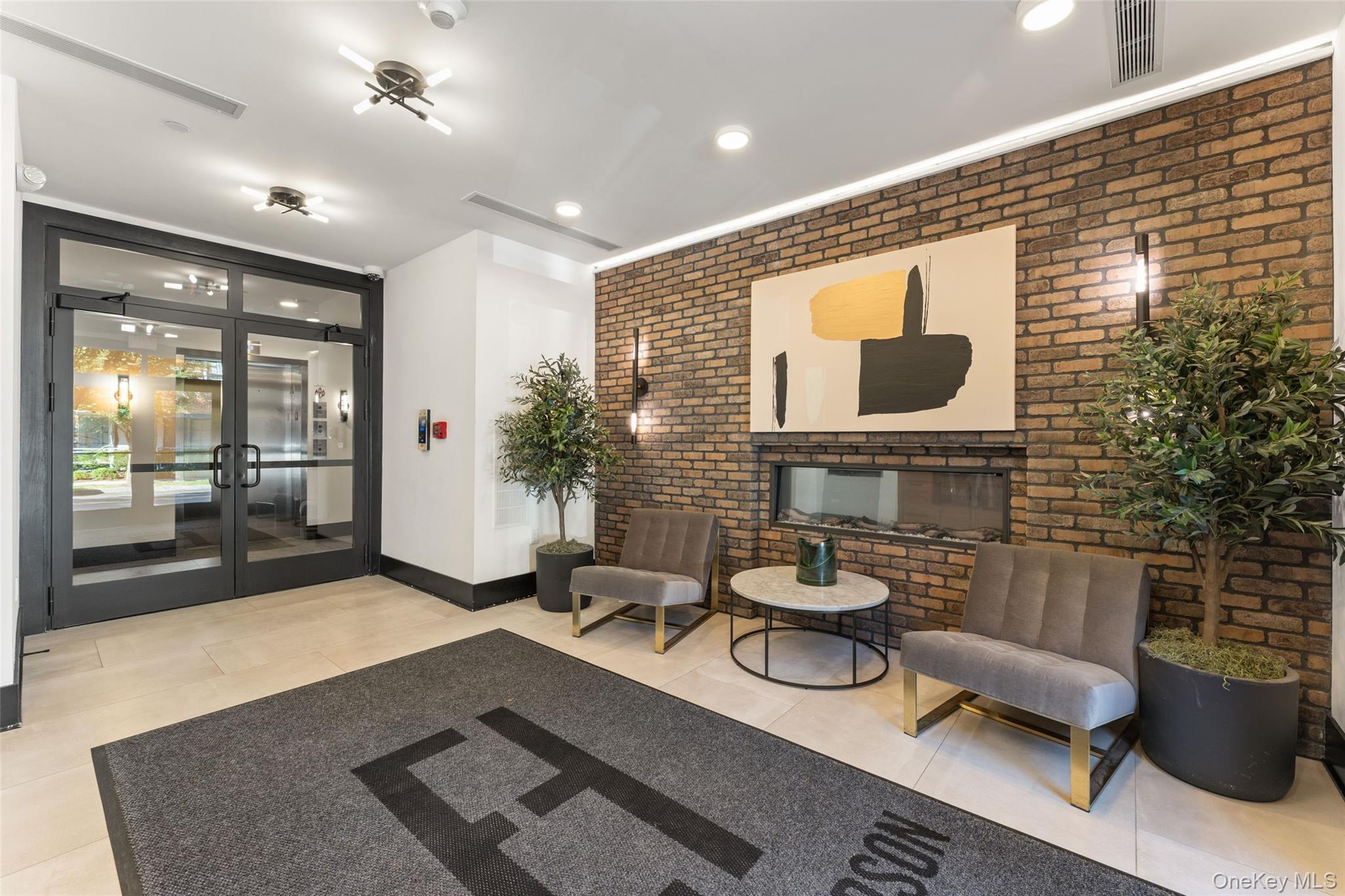 102 Legend Drive, Unit 303 photo 25