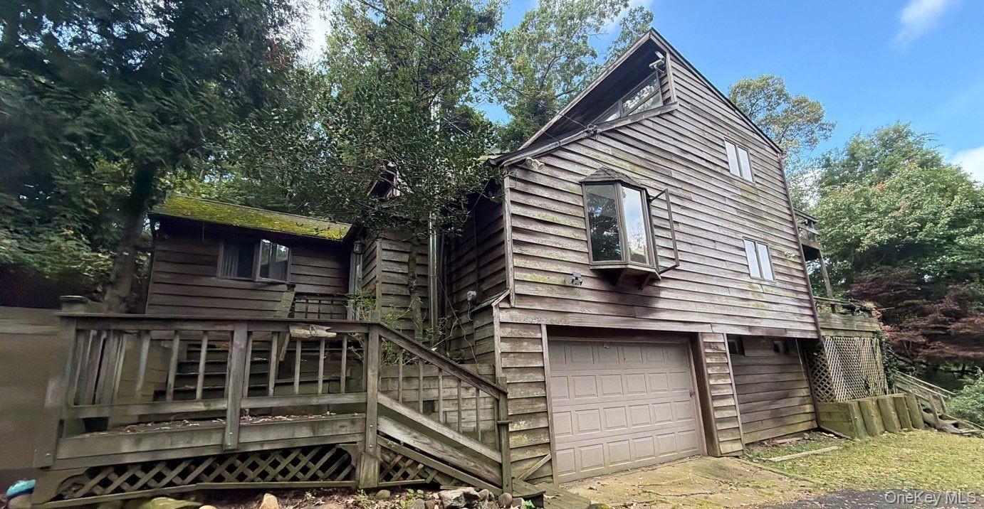 90 Landing Road – For Sale