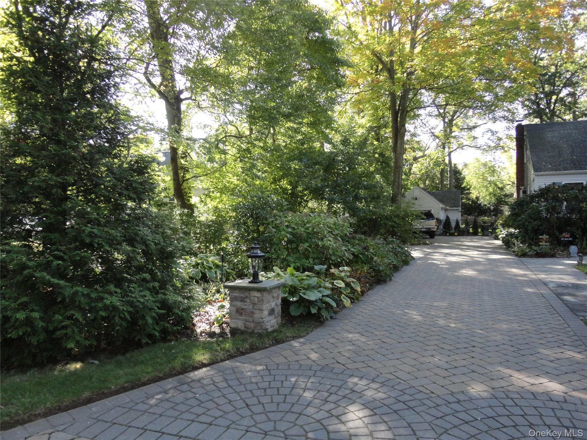 271 Lilac Lane – For Rent photo 4