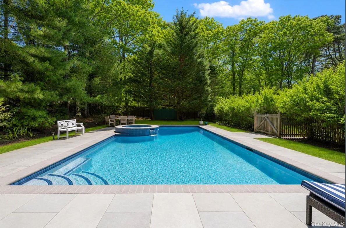 100 Wainscott NW Road – For Sale photo 33
